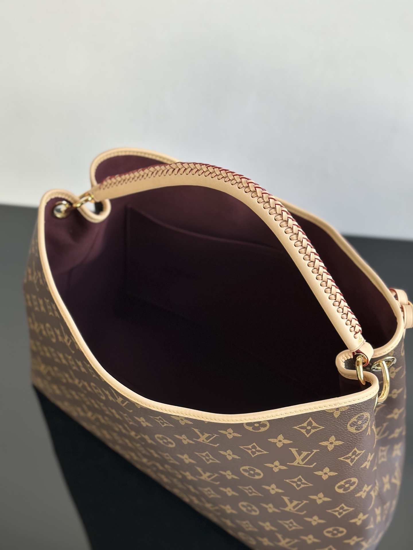 Louis Vuitton Sac Again Hobo Bag in Monogram Canvas with Braided Handle 14 i1756708754835 4283 0 7