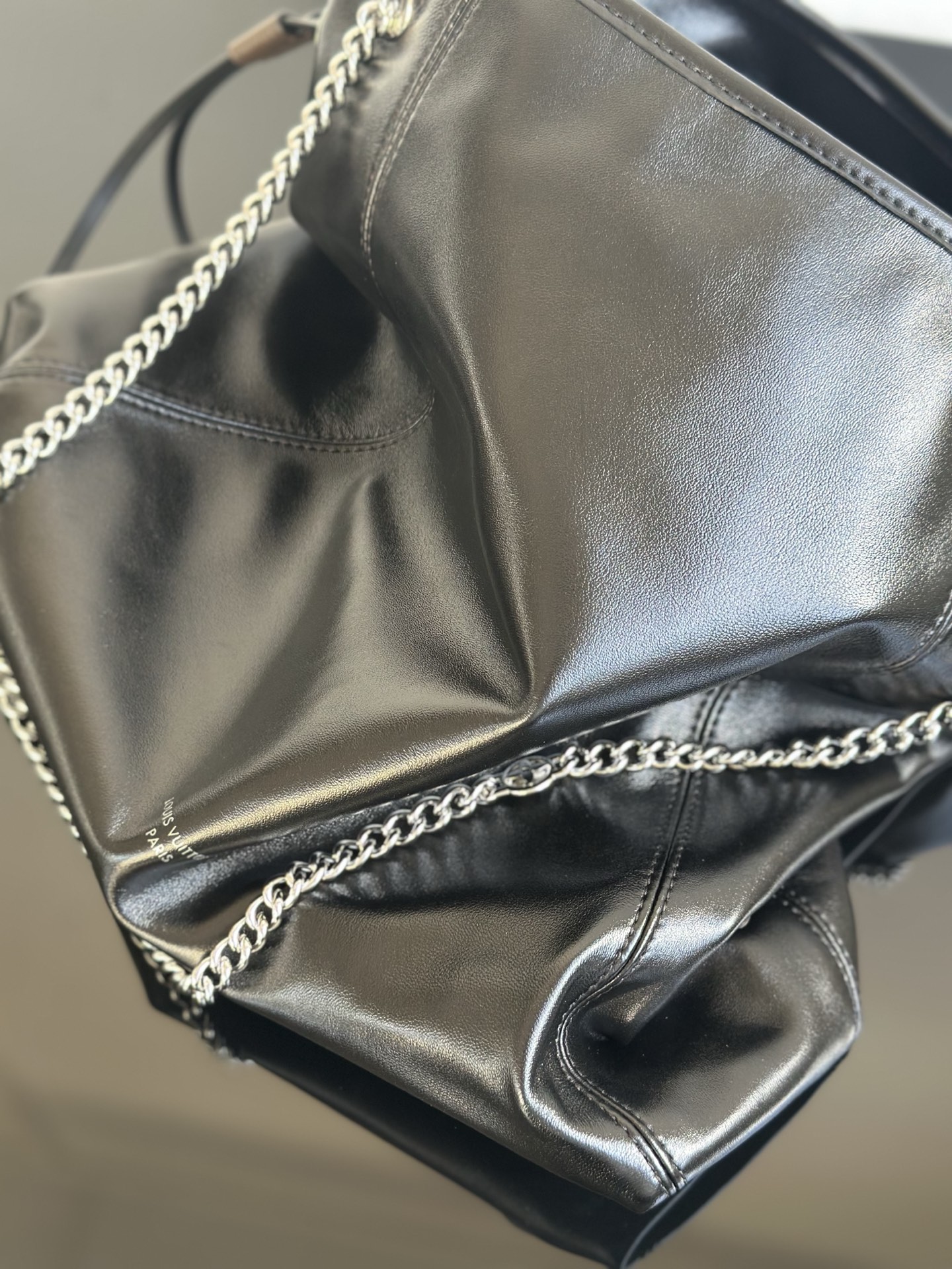 Louis Vuitton Black Leather On My Side GM Shoulder Bag M25545 3 i1756879265897 9810 0 0