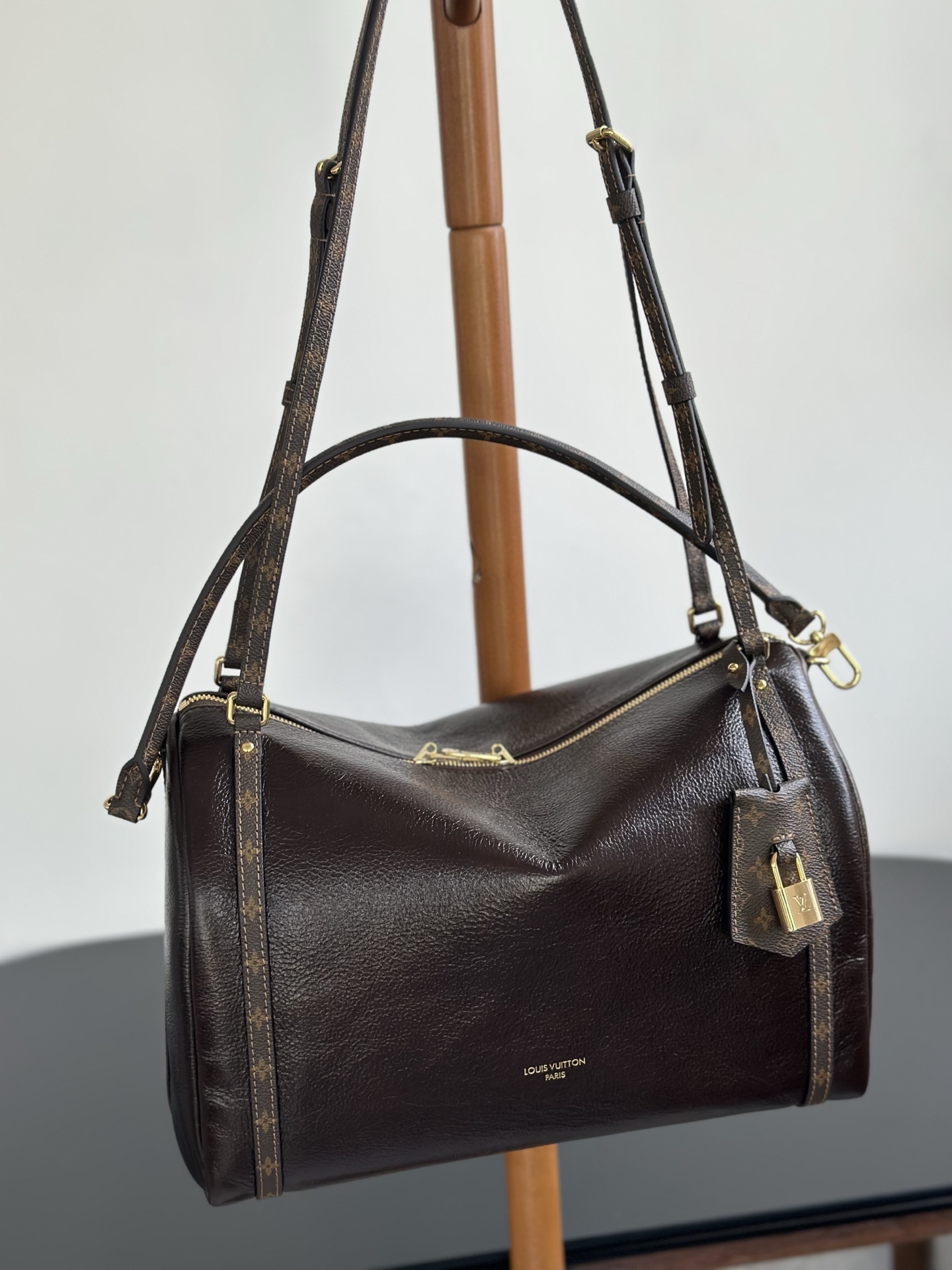 Louis Vuitton Express Medium Brown Leather Satchel Bag with Monogram Detail 5 i1757504389756 2886 0 3