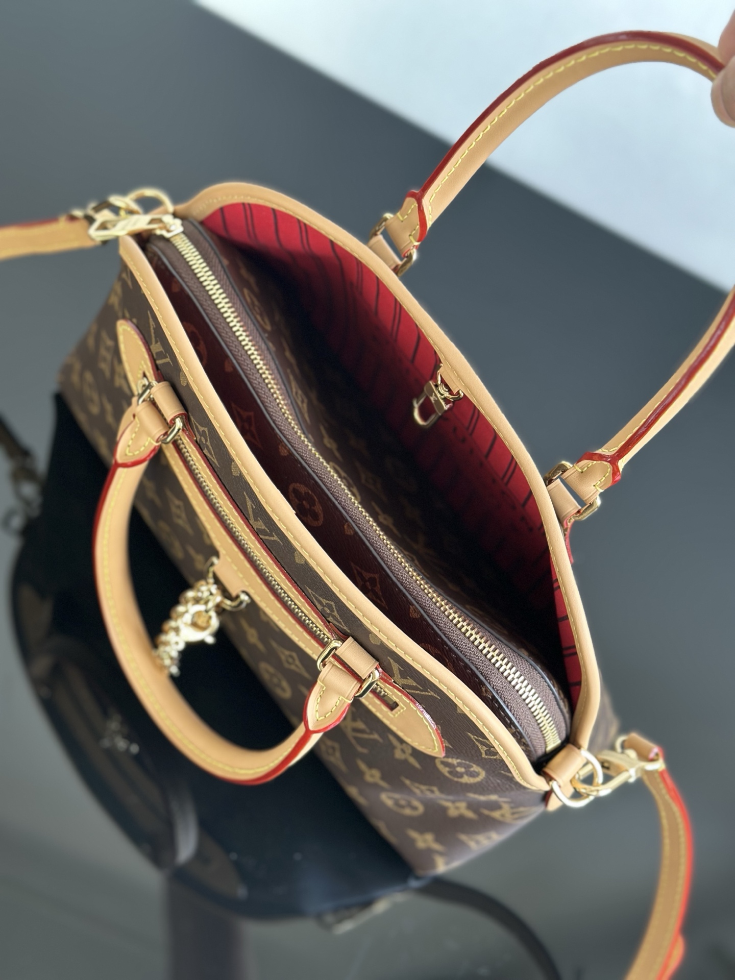 Louis Vuitton Ever More PM Handbag in Monogram Canvas with Detachable Pouch 18 i1758955184756 996 0 7