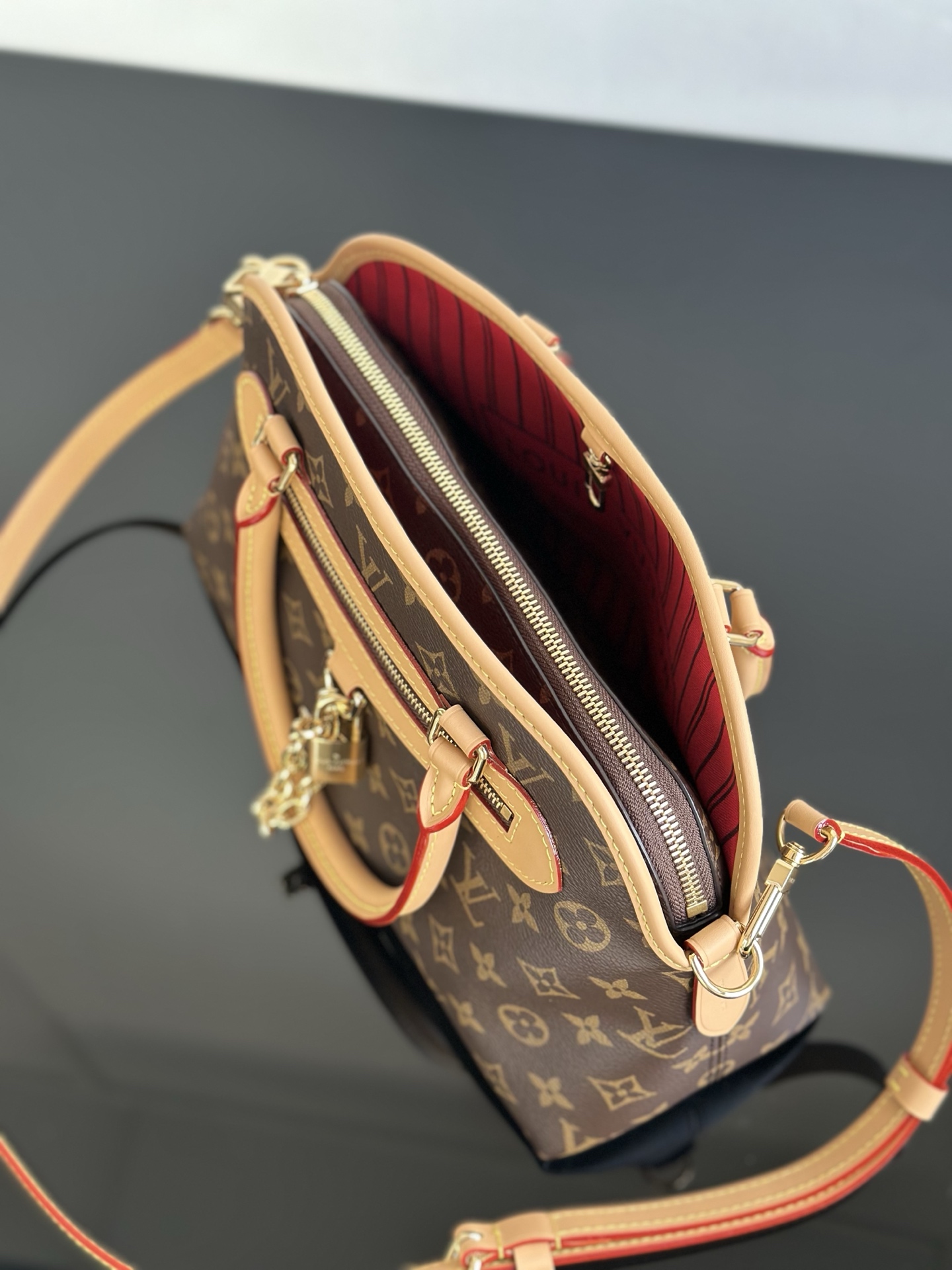 Louis Vuitton Ever More PM Handbag in Monogram Canvas with Detachable Pouch 17 i1758955187067 6052 0 6
