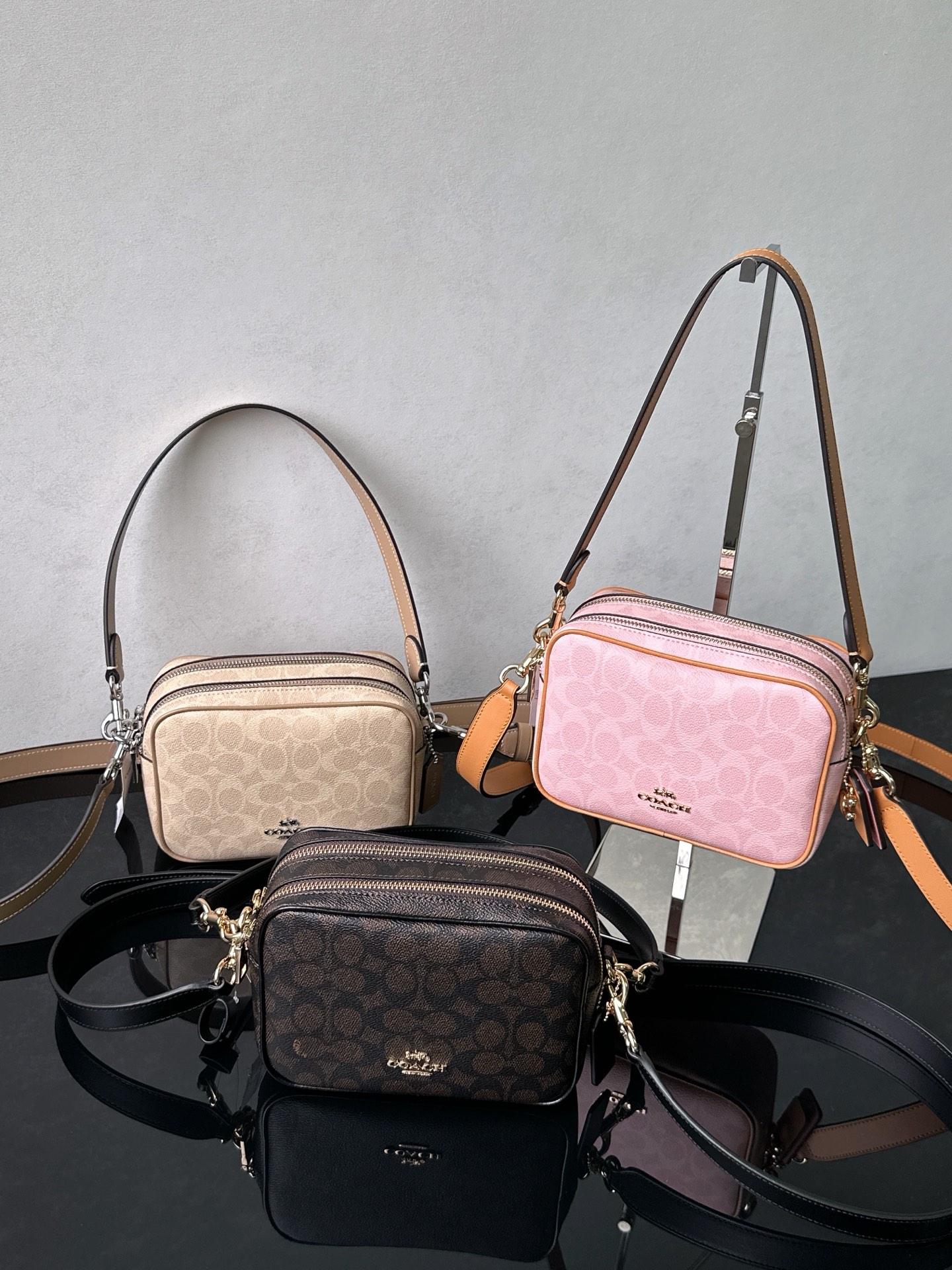 Coach's pure original new double-pull Carey series small double-pull camera bag, the eternal ceiling of pragmatism