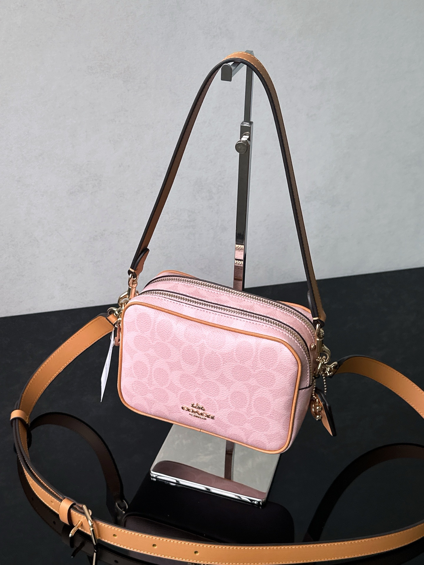 Coach CCK74 pink
