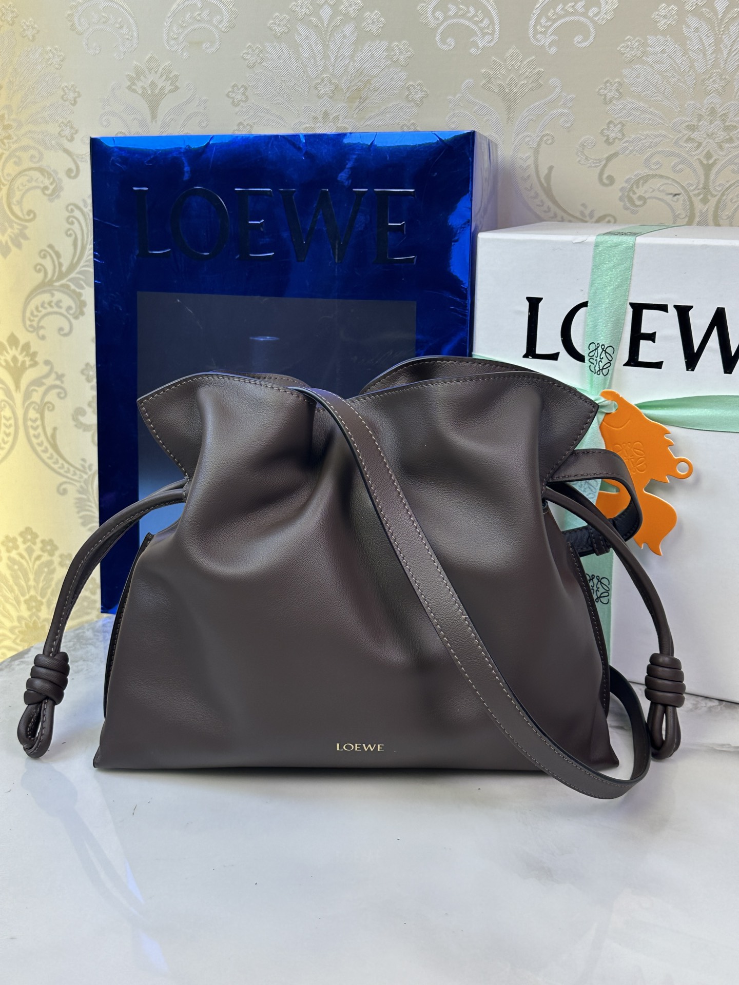 LOEWE средний мешок Flamenco 30 — высшее качество