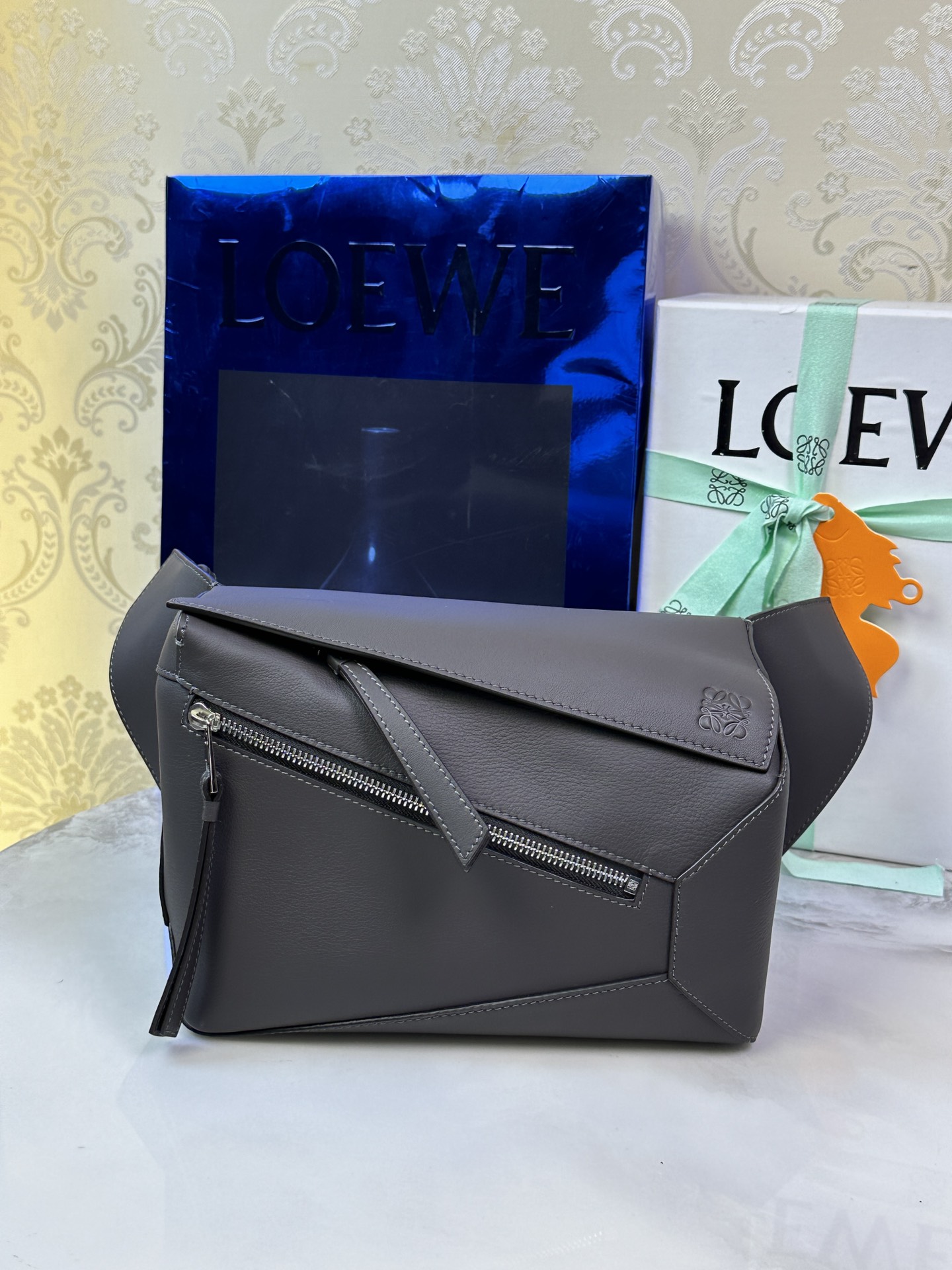 LOEWE Puzzle паясная сумка — топ-якасць