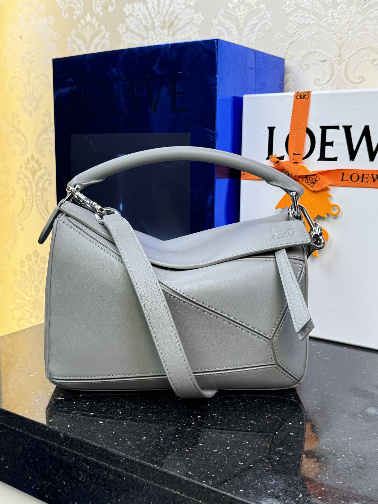 LOEWE classique petit Puzzle 𝟐𝟒 - qualité supérieure