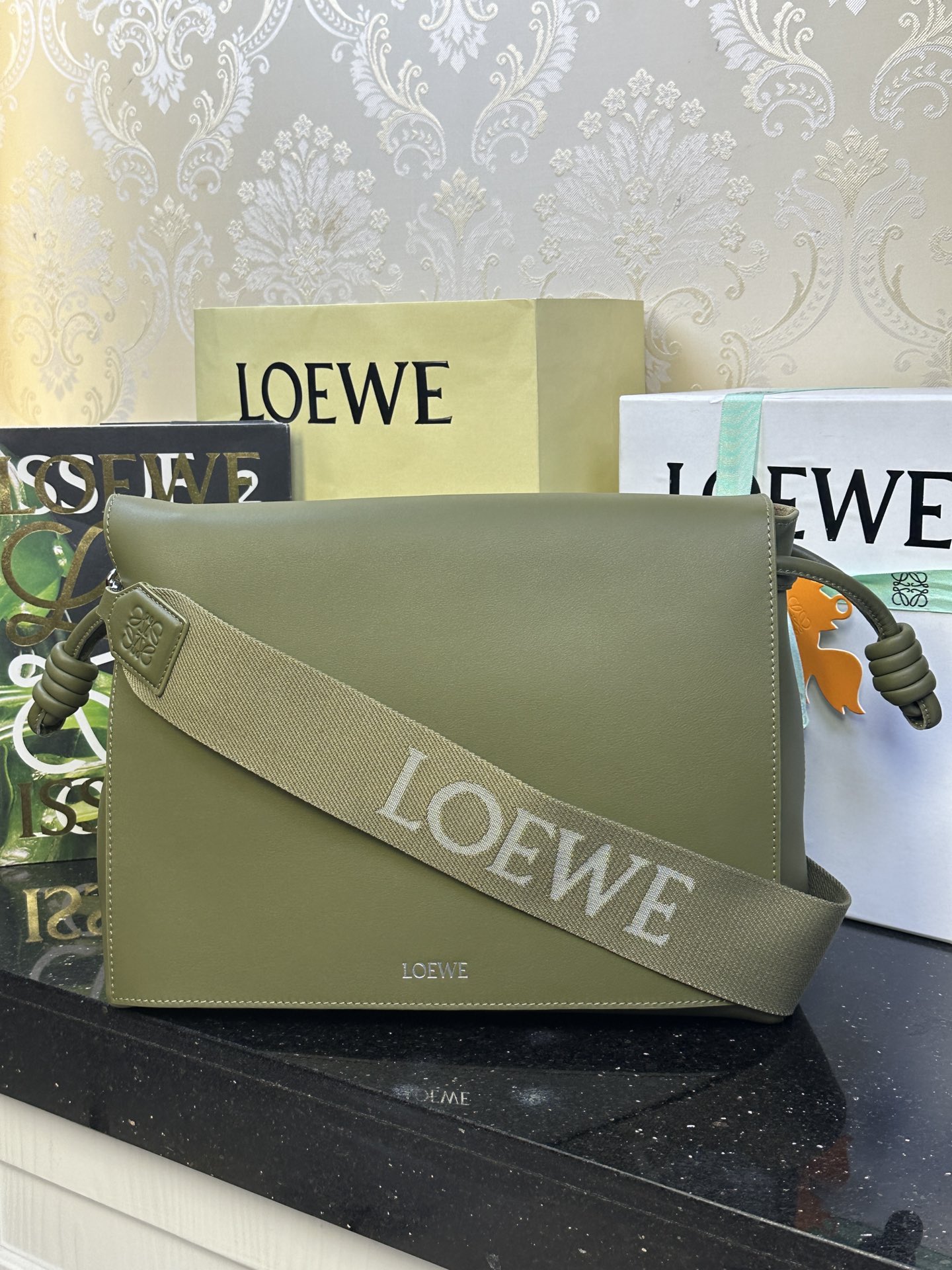 LOEWE Flamenco Satchel сумка-мессенджэр - топ-якасць