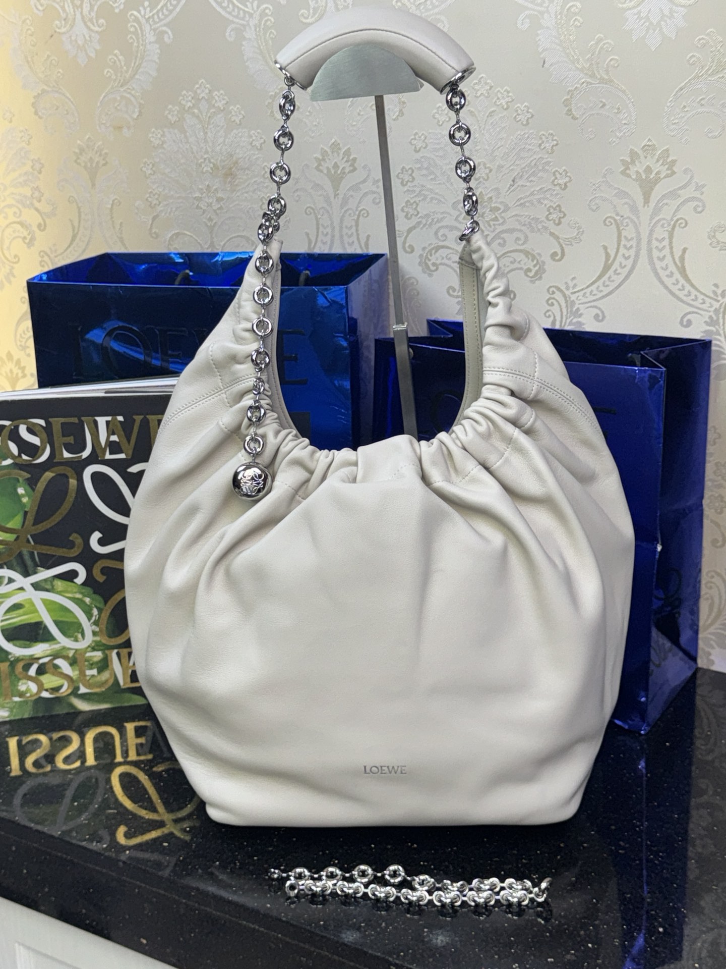 LOEWE Sac moyen Squeeze en agneau nappa - Qualité supérieure