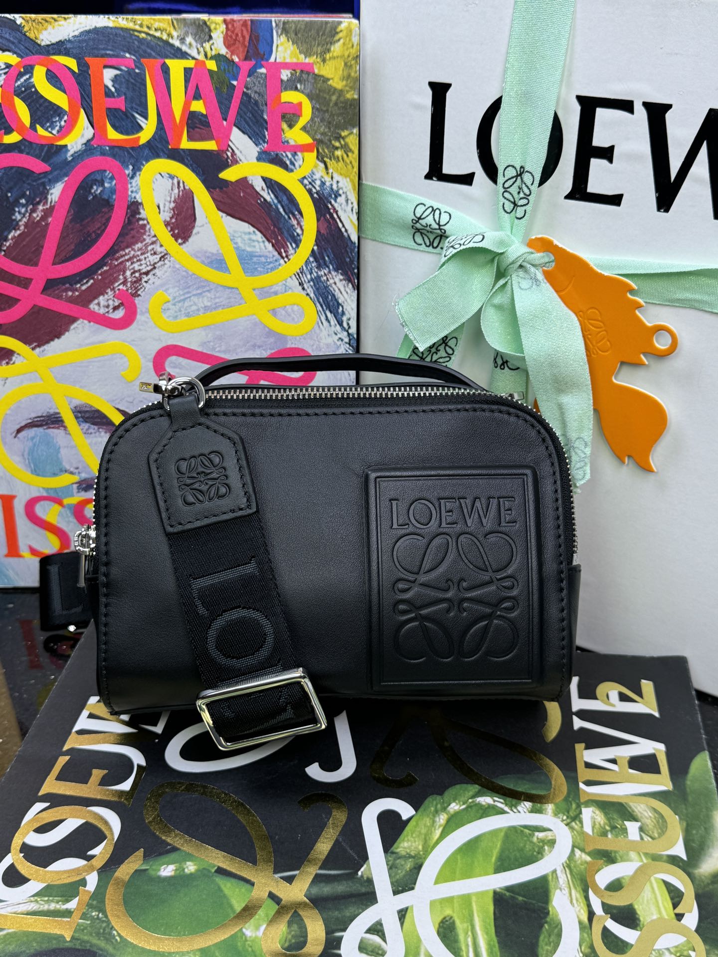 LOEWE фотасумка-вышэйшая якасць