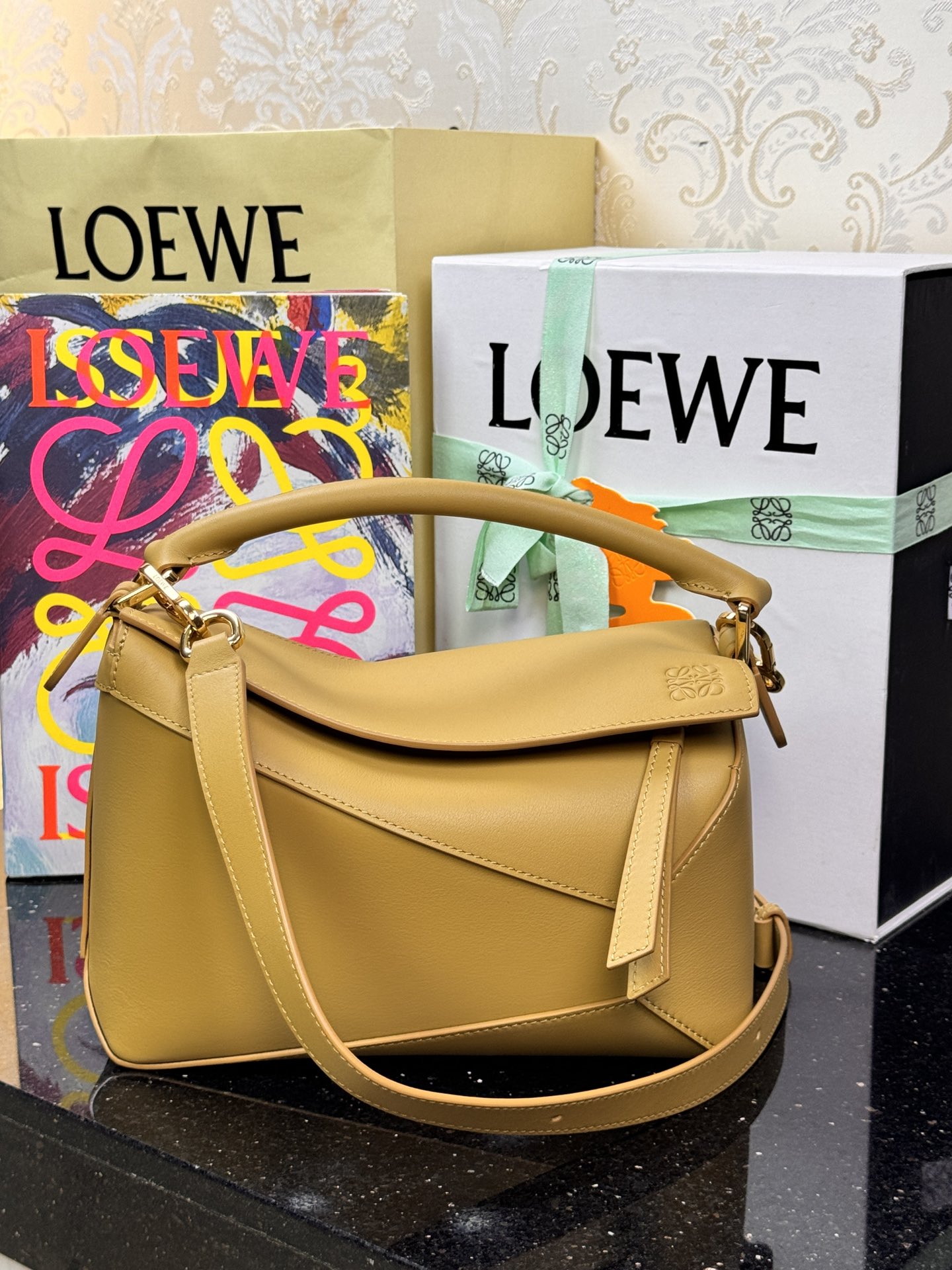 LOEWE новы малы Puzzle Edge 𝟐𝟒-топ-якасць