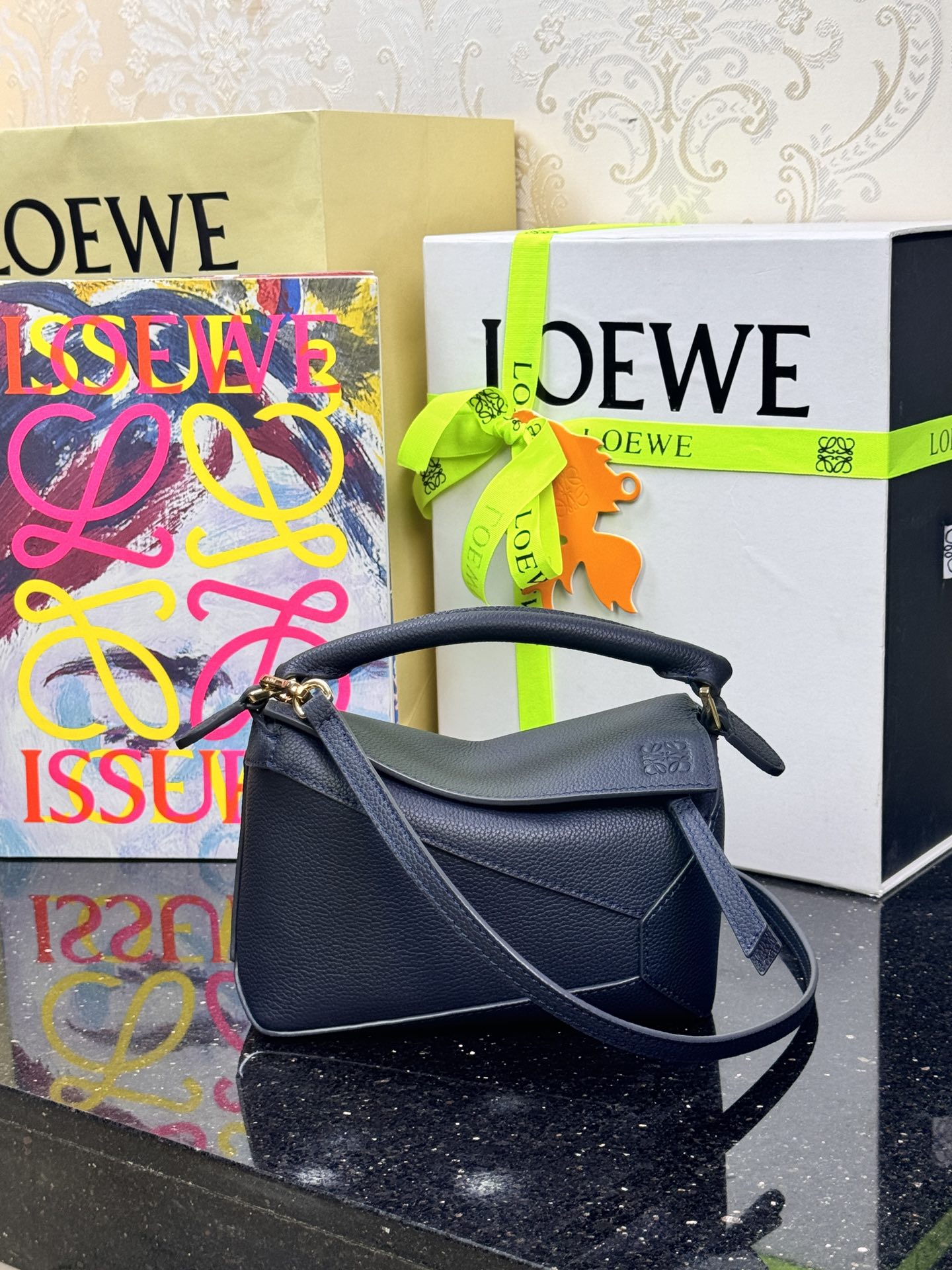 LOEWE New Mini Puzzle Edge 𝟏𝟖 - Top Quality