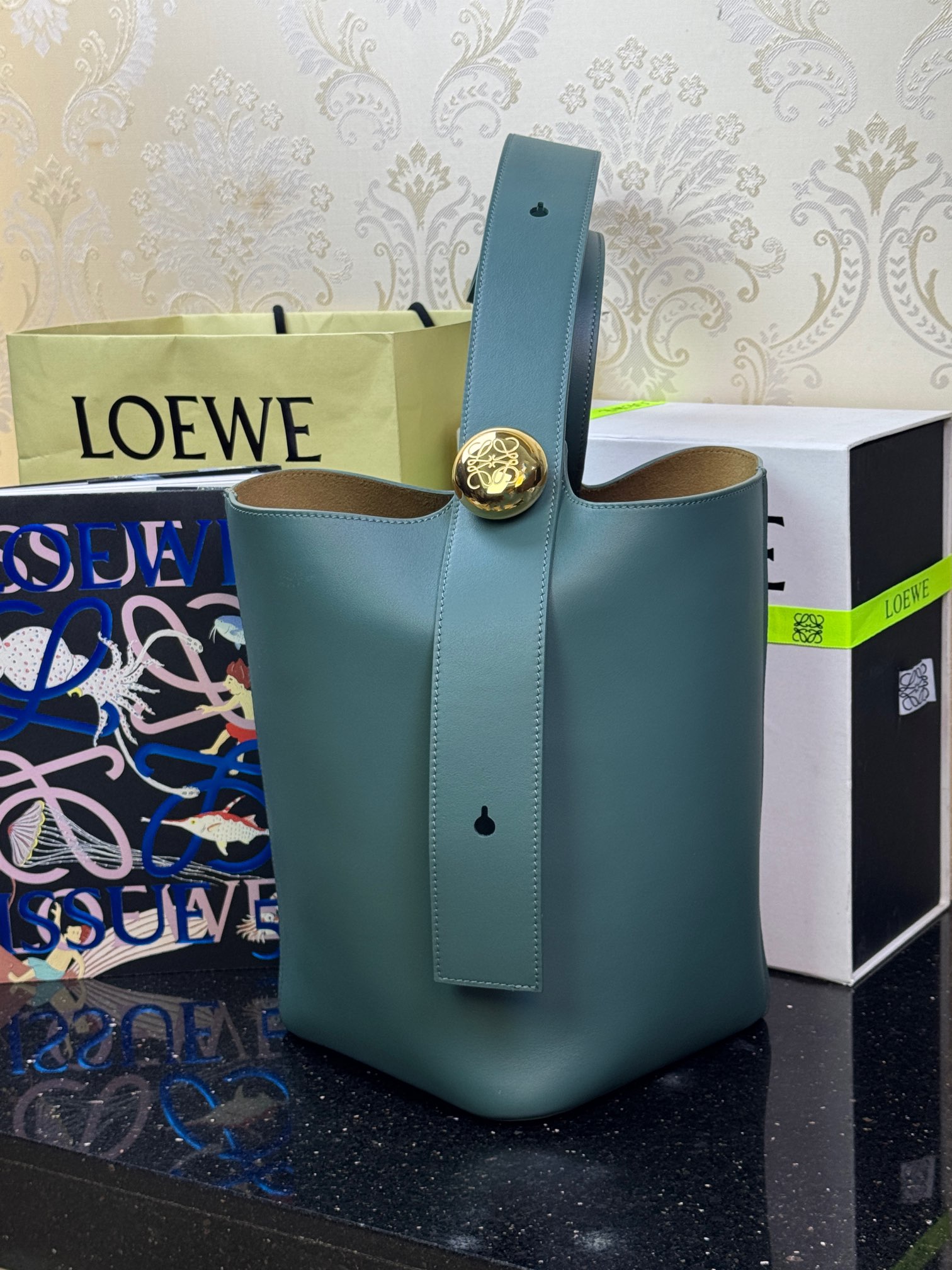 LOEWE сярэдні Pebble Bucket коўш-сумка — топ-якасць
