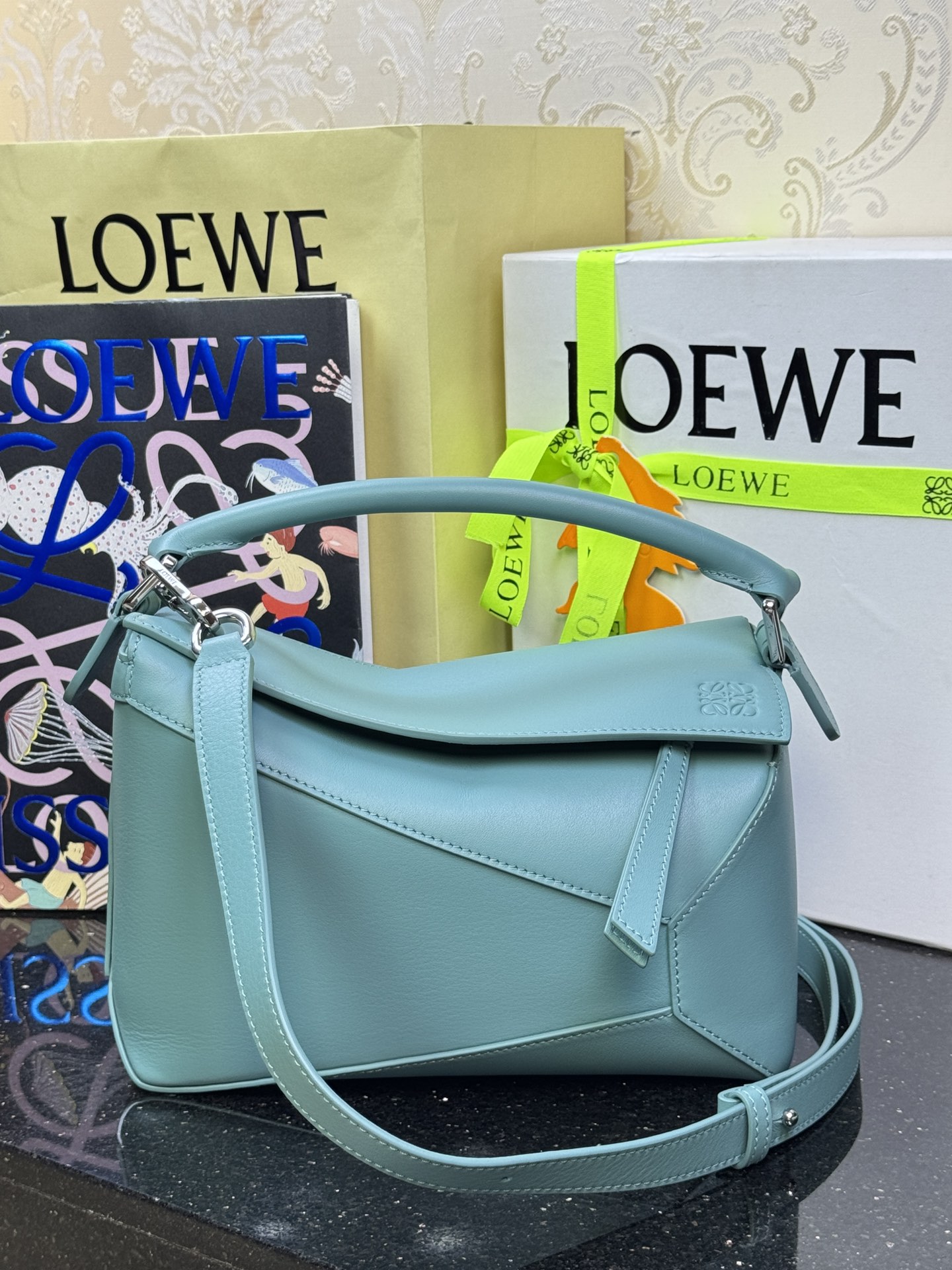 LOEWE новы малы Puzzle Edge 𝟐𝟒-вышэйшая якасць