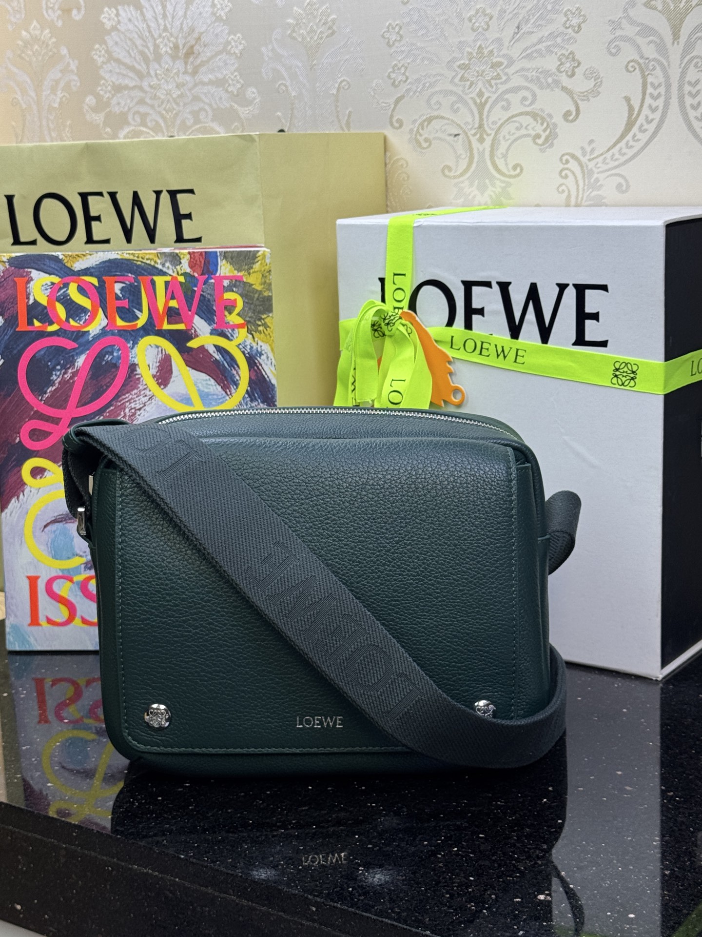 LOEWE Sac bandoulière Pebble taille moyenne - Qualité supérieure