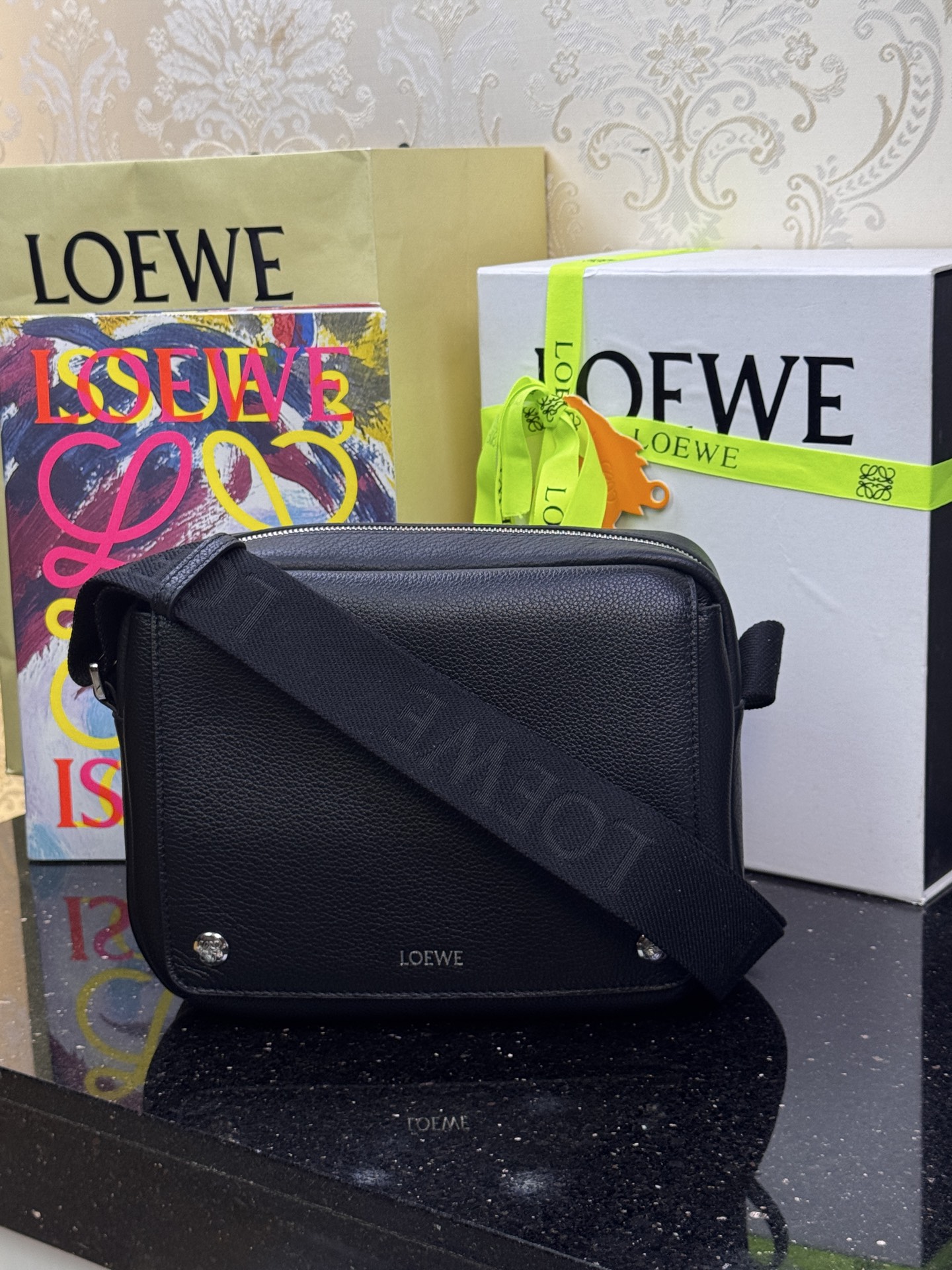 LOEWE Sac bandoulière Pebble taille moyenne - Qualité supérieure