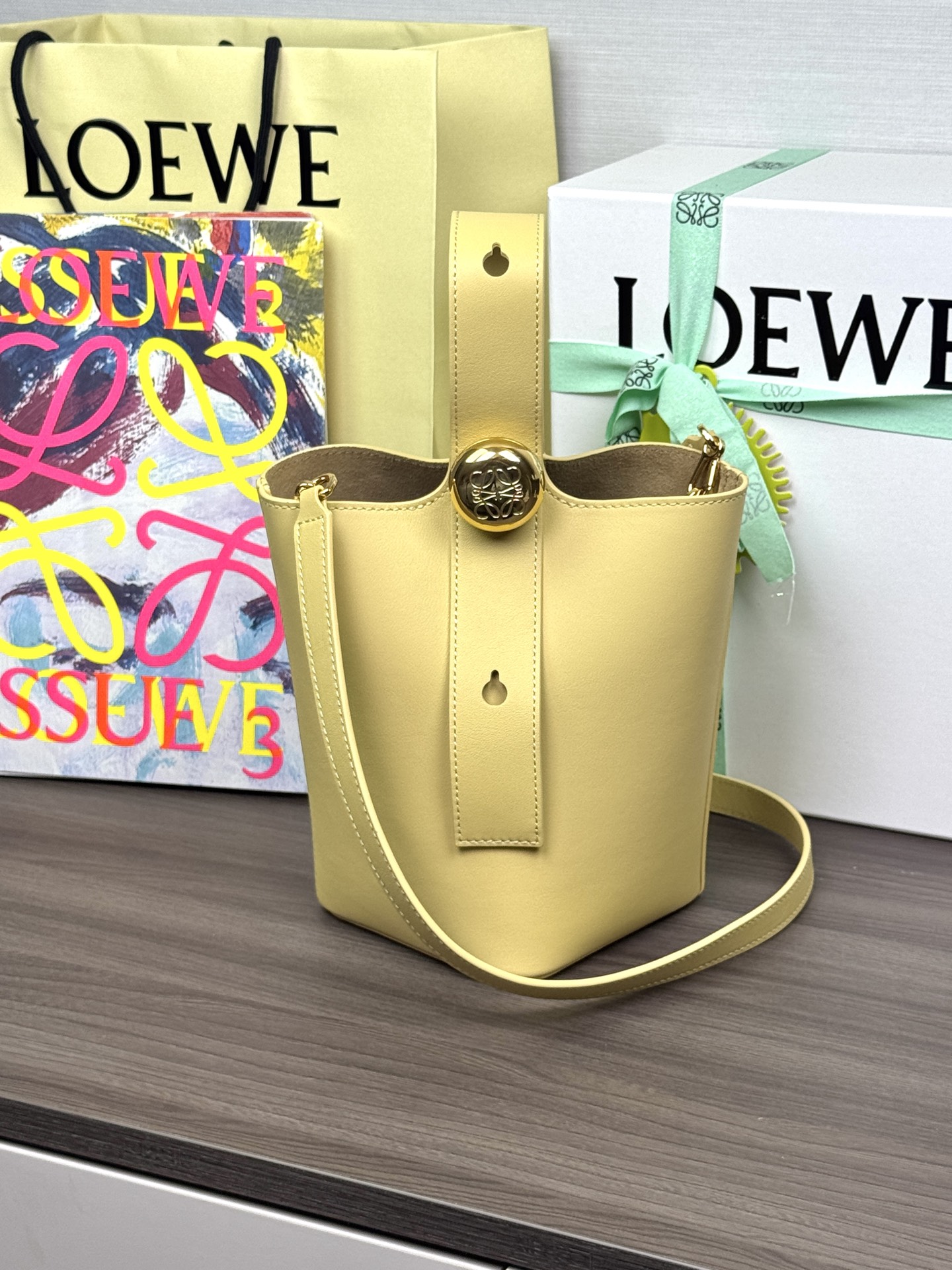 Sac LOEWE Mini Pebble Bucket - Qualité supérieure