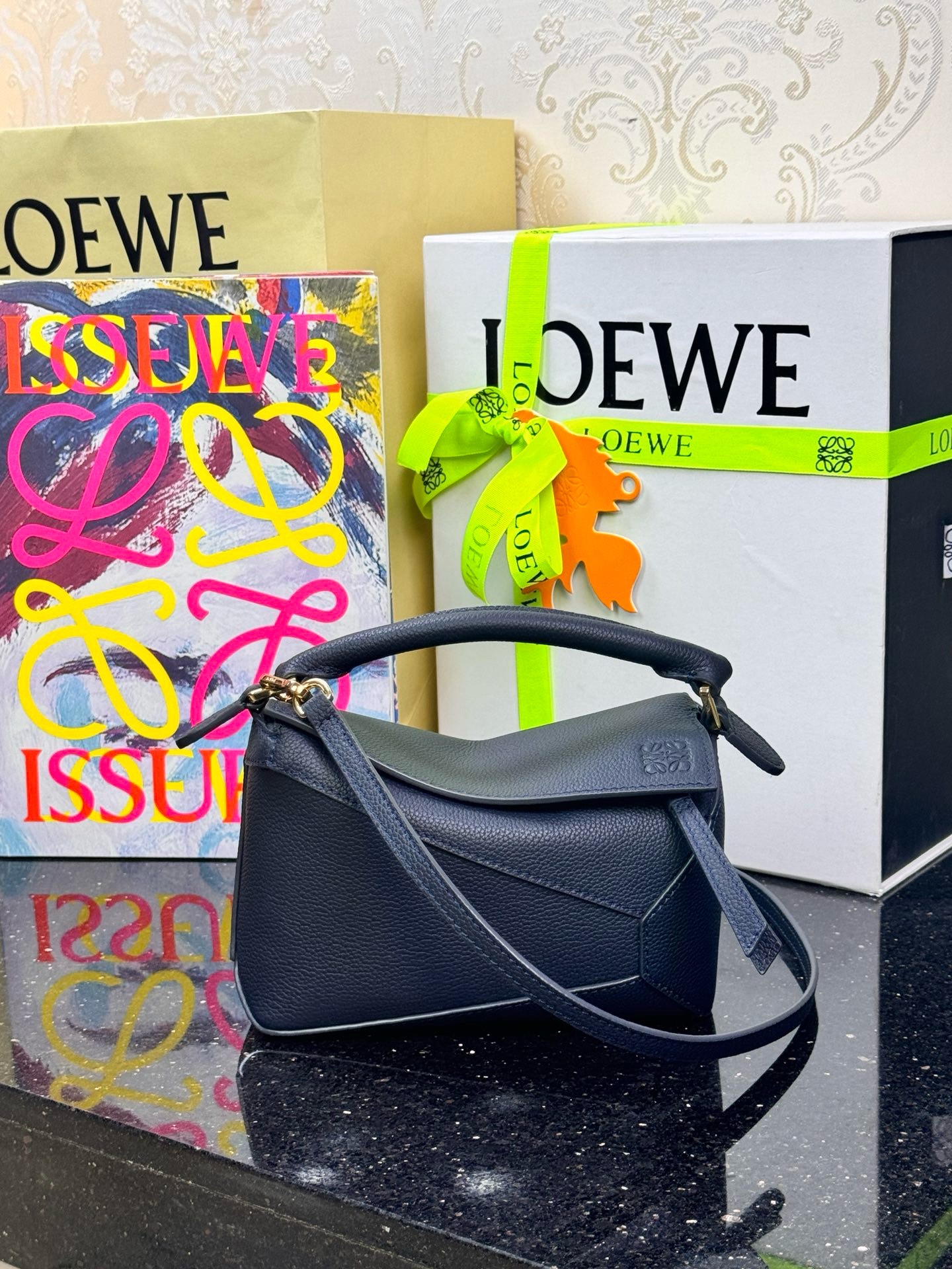 LOEWE New Mini Puzzle Edge 𝟏𝟖 - Top Quality