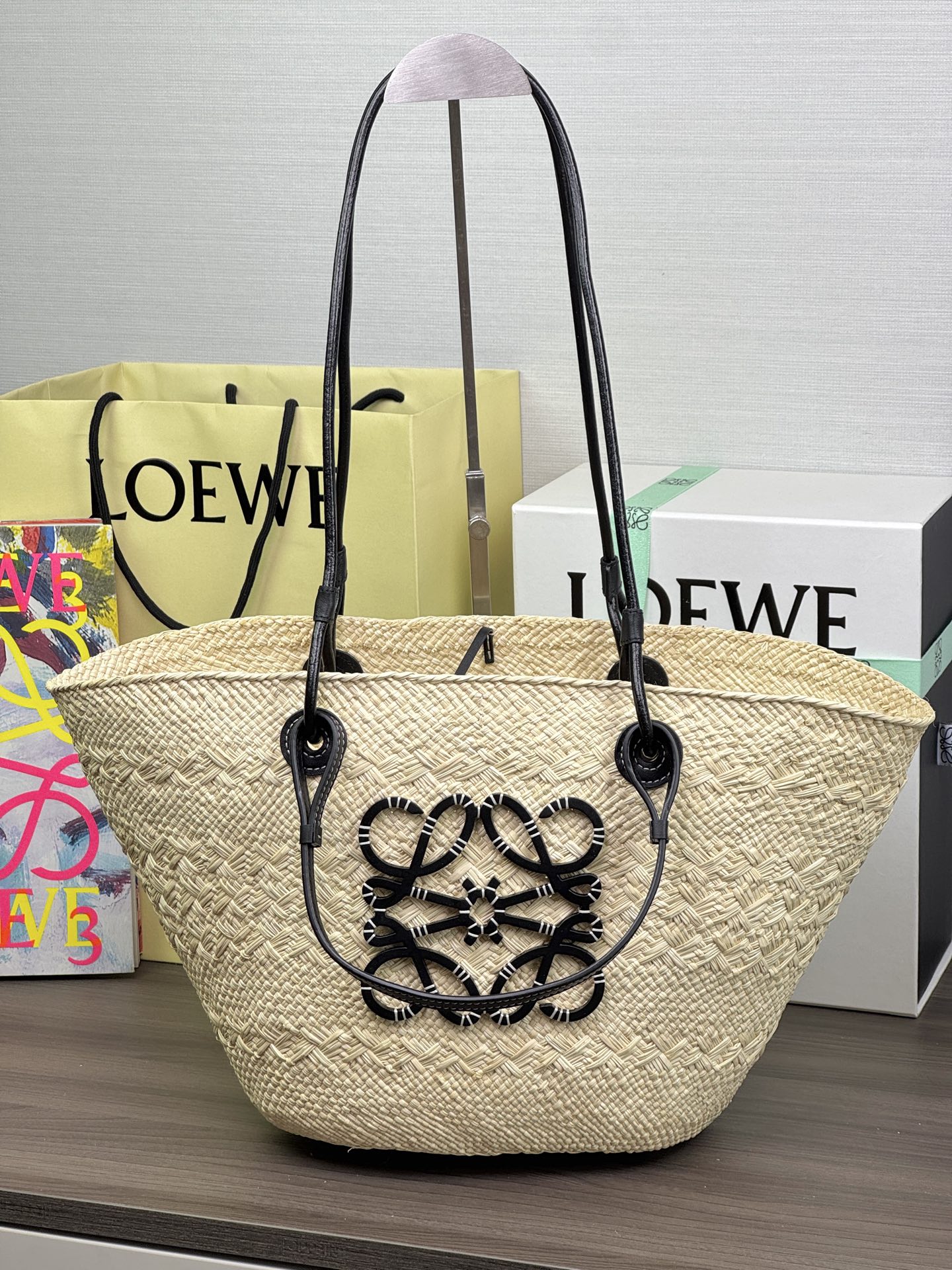 LOEWE Anagram Basket 바스켓 백 미디엄 - 최상급 품질