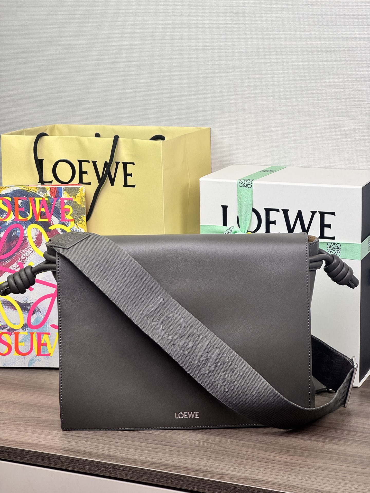 LOEWE Flamenco Satchel сумка-мессенджэр - топ-якасць