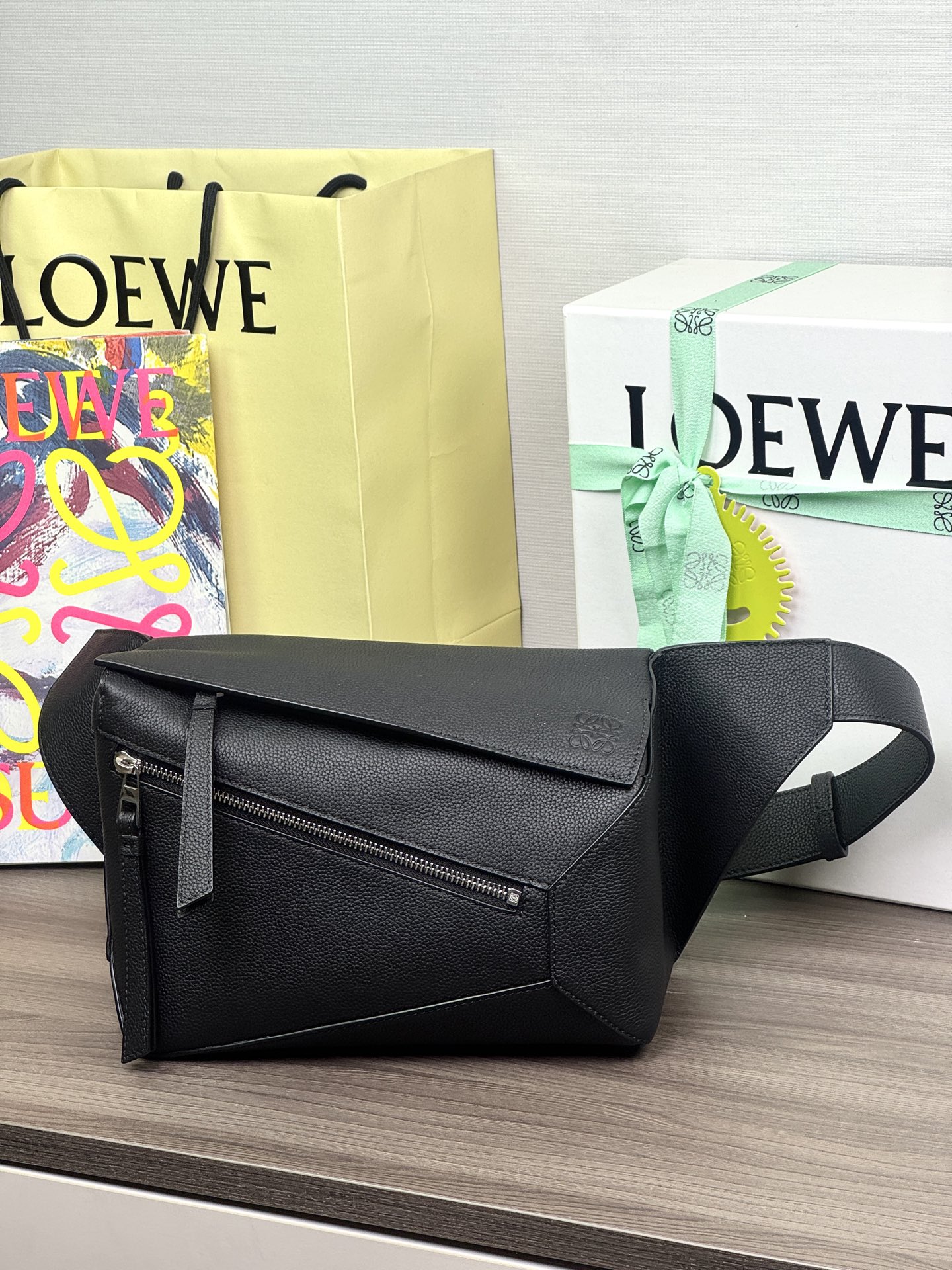 LOEWE Puzzle паясная сумка — топ-якасць