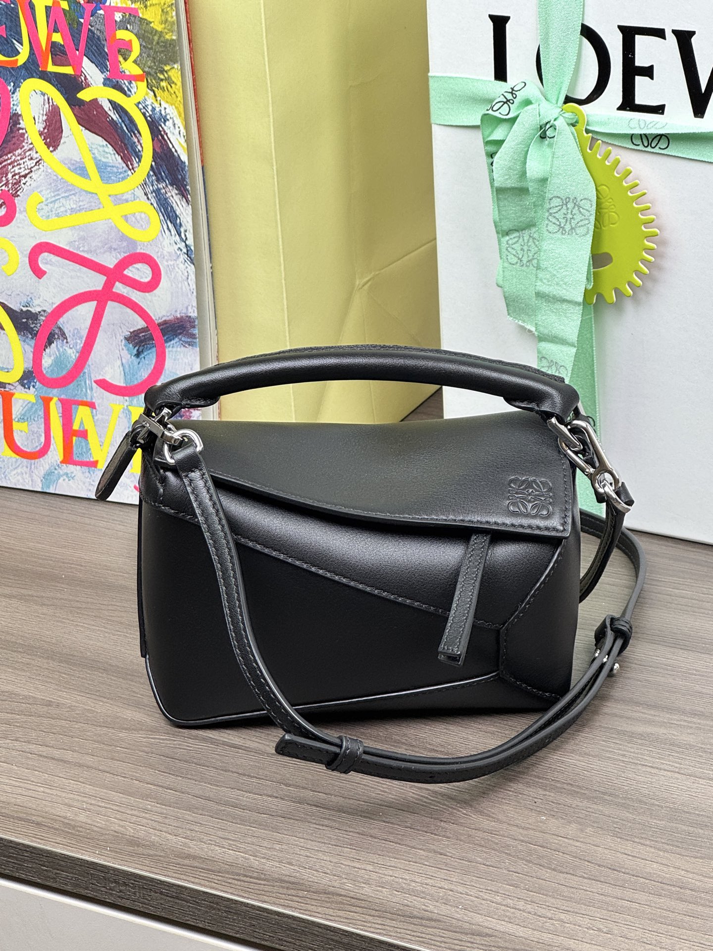 LOEWE 新款Mini Puzzle Edge 𝟏𝟖-頂級品質