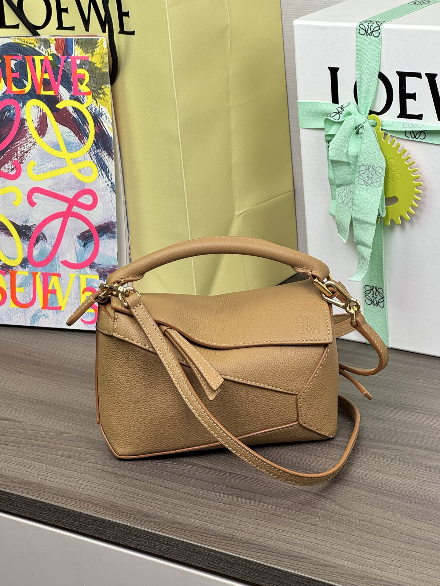 LOEWE 新款Mini Puzzle Edge 𝟏𝟖-頂級品質