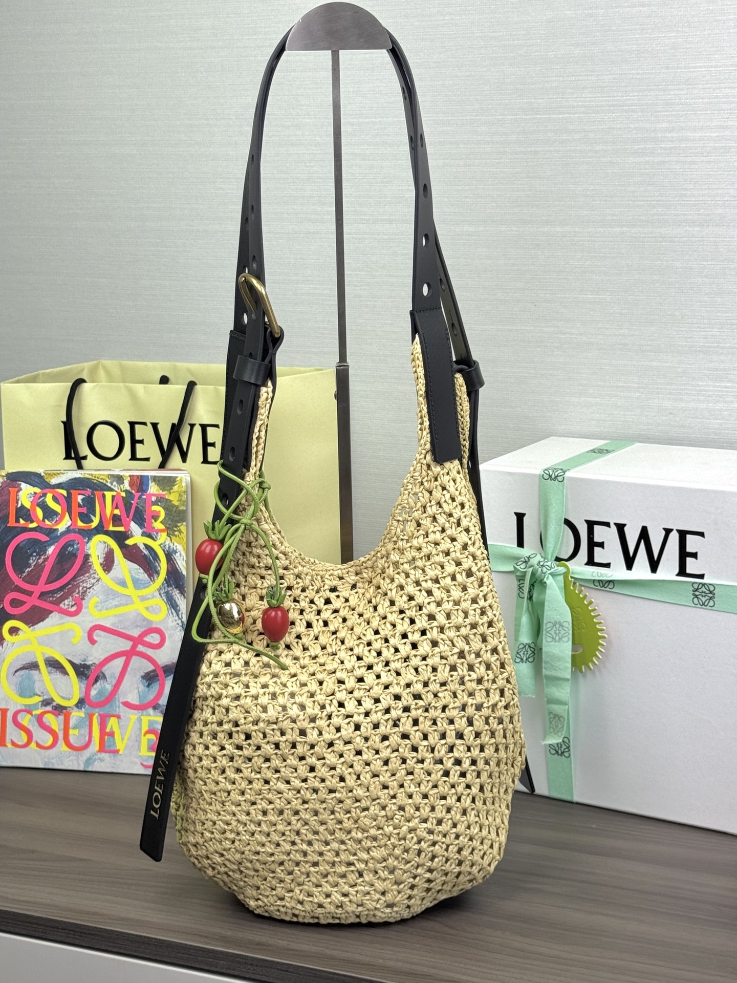 LOEWE Paula's лімітаваная сумка з саломы - вышэйшая якасць