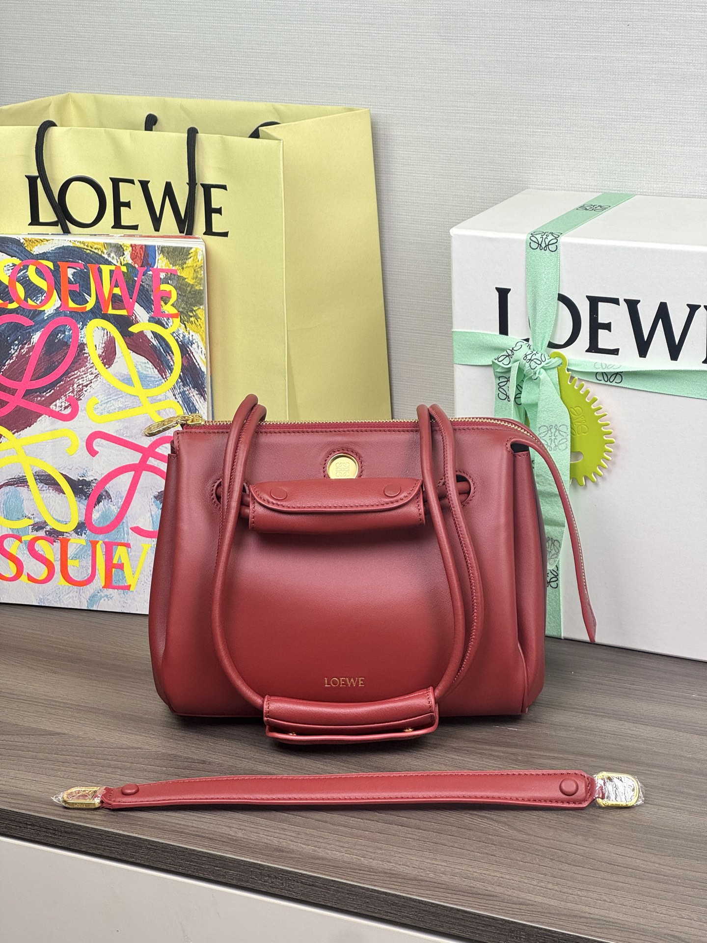 LOEWE Petit sac Madrid - Qualité supérieure