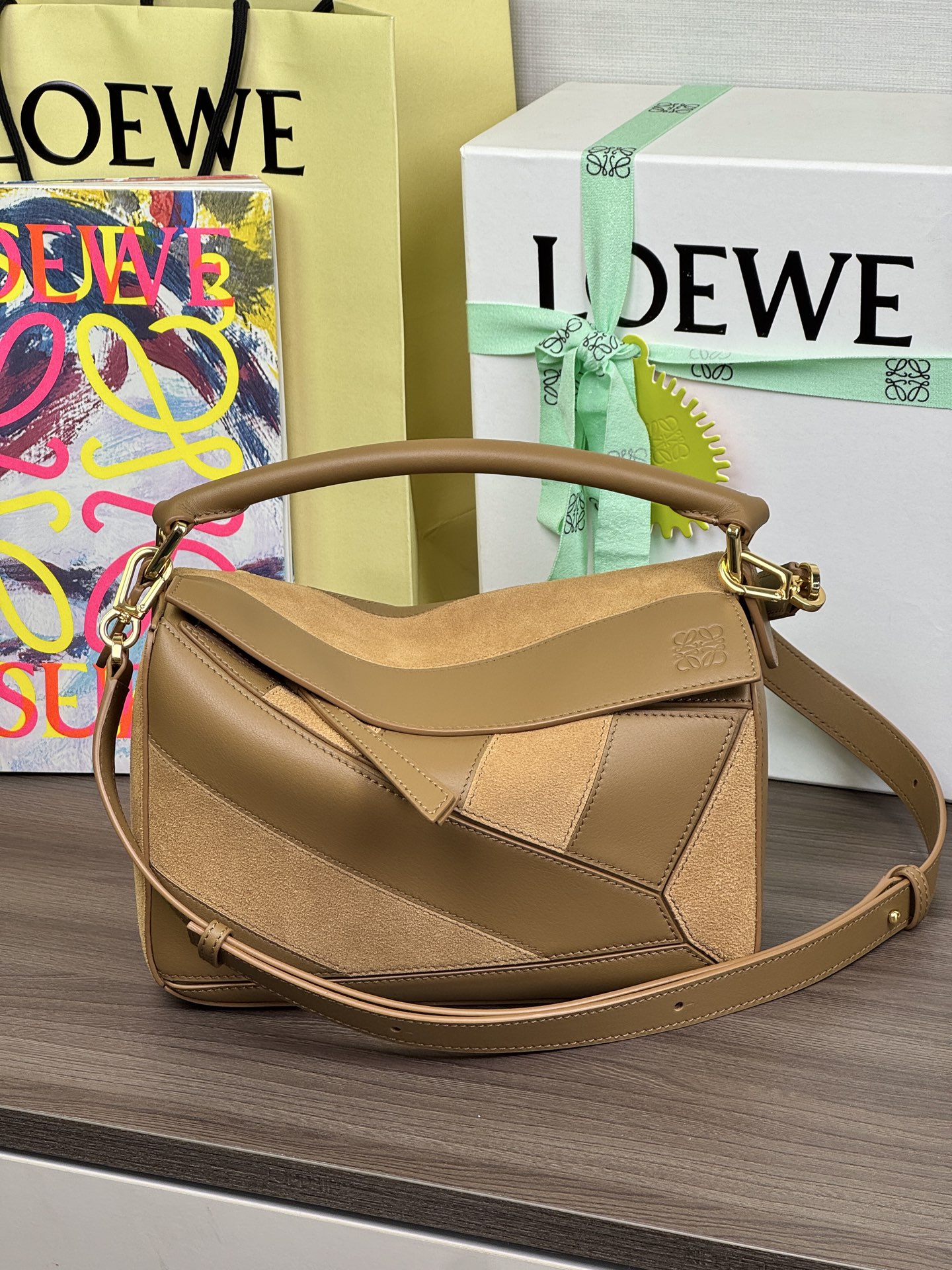 LOEWE Classique Petit Puzzle 𝟐𝟒 - Qualité supérieure