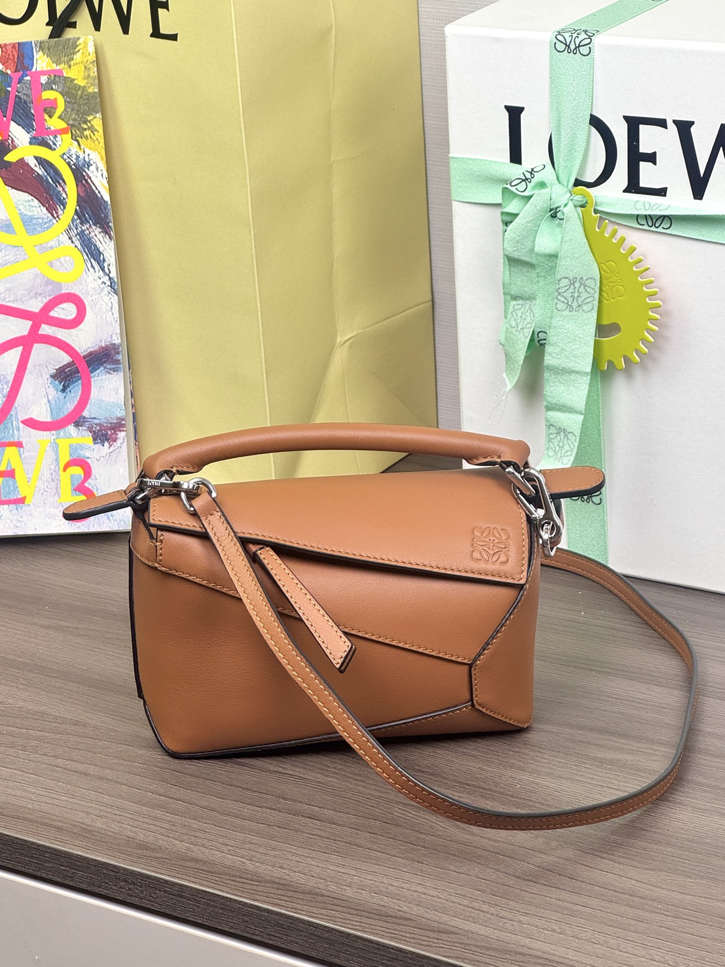 LOEWE 新款Mini Puzzle Edge 𝟏𝟖-頂級品質