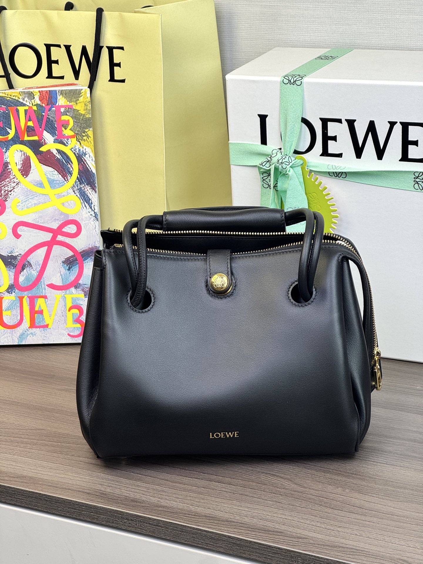 LOEWE Petit sac Madrid - Qualité supérieure