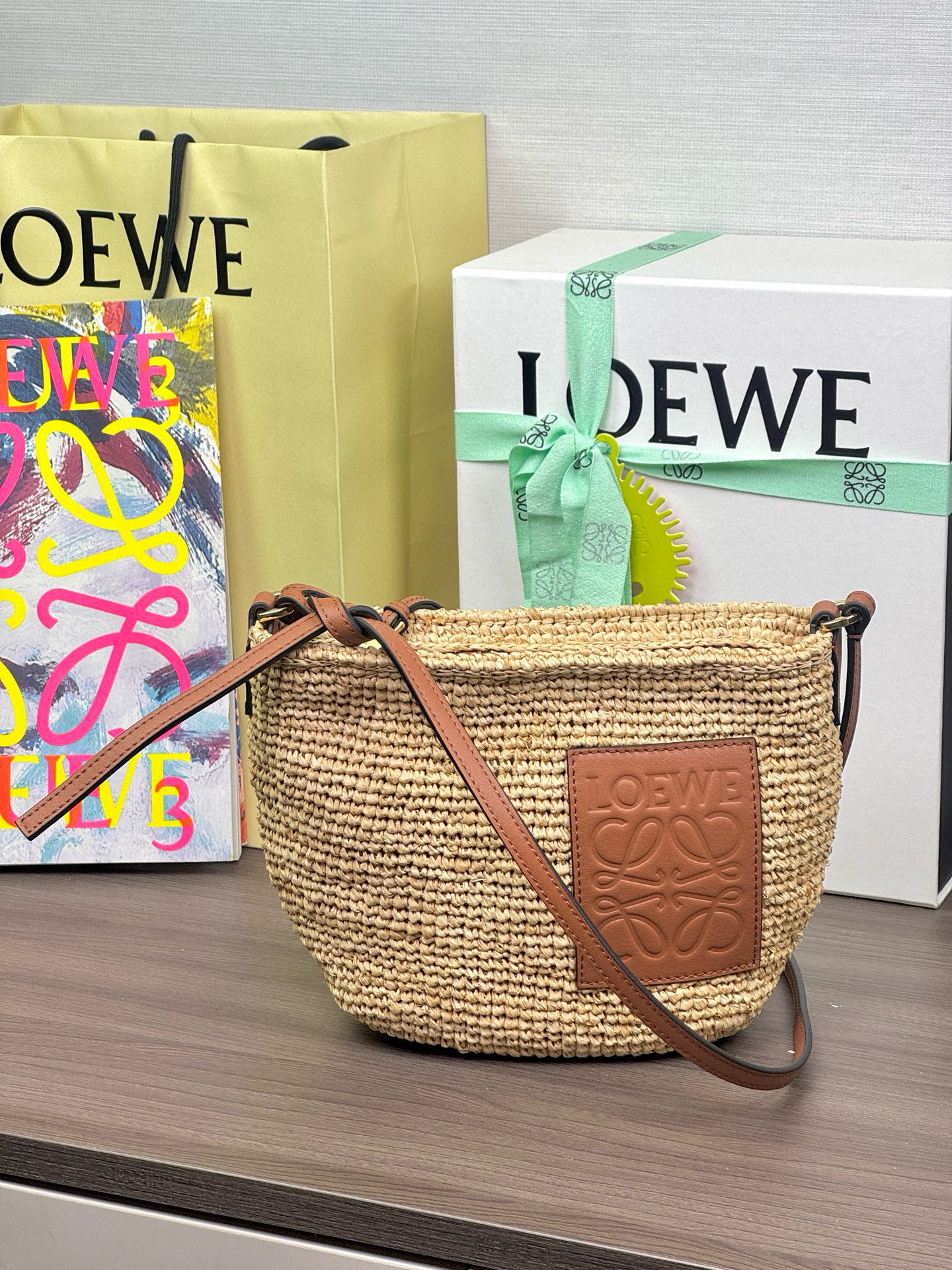 LOEWE Anagram Pochette Basket сумка-вышэйшая якасць