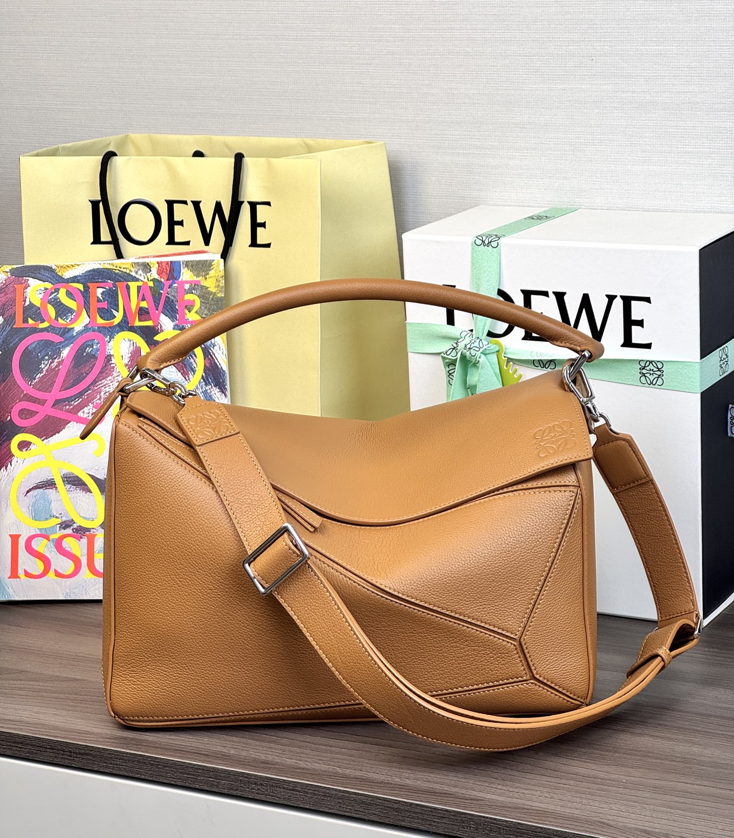 LOEWE Grand Puzzle Edge 𝟑𝟑 - Qualité supérieure