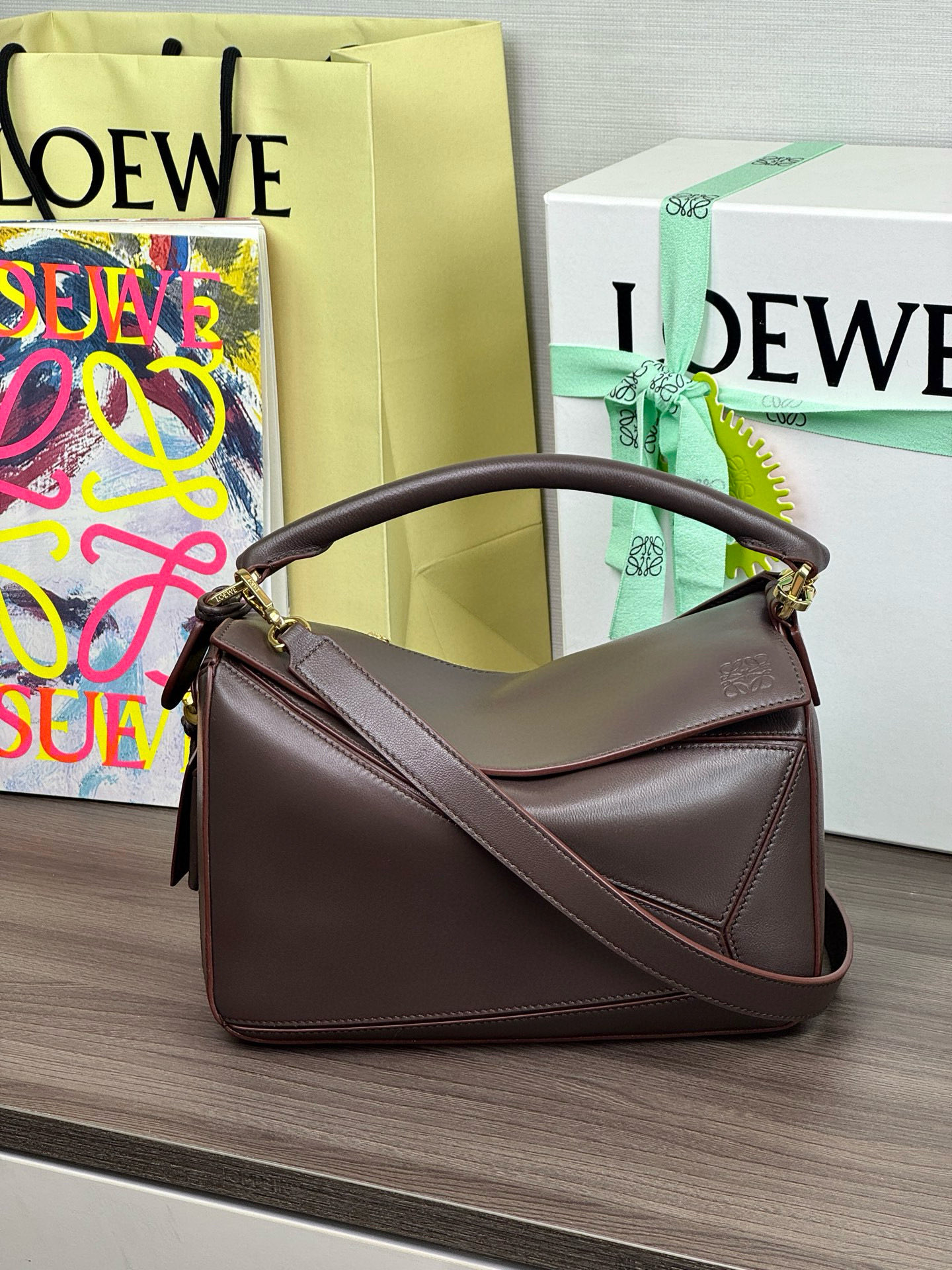 LOEWE Petit sac Puzzle Featherlight en nappa 𝟮𝟰 - qualité supérieure