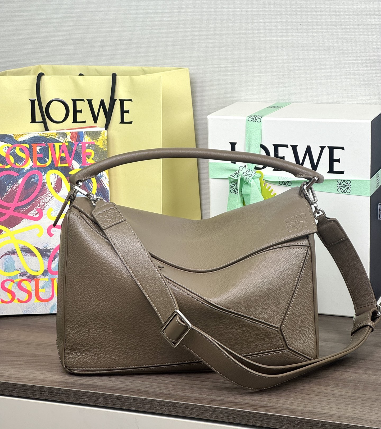 LOEWE Grand Puzzle Edge 𝟑𝟑 - Qualité supérieure