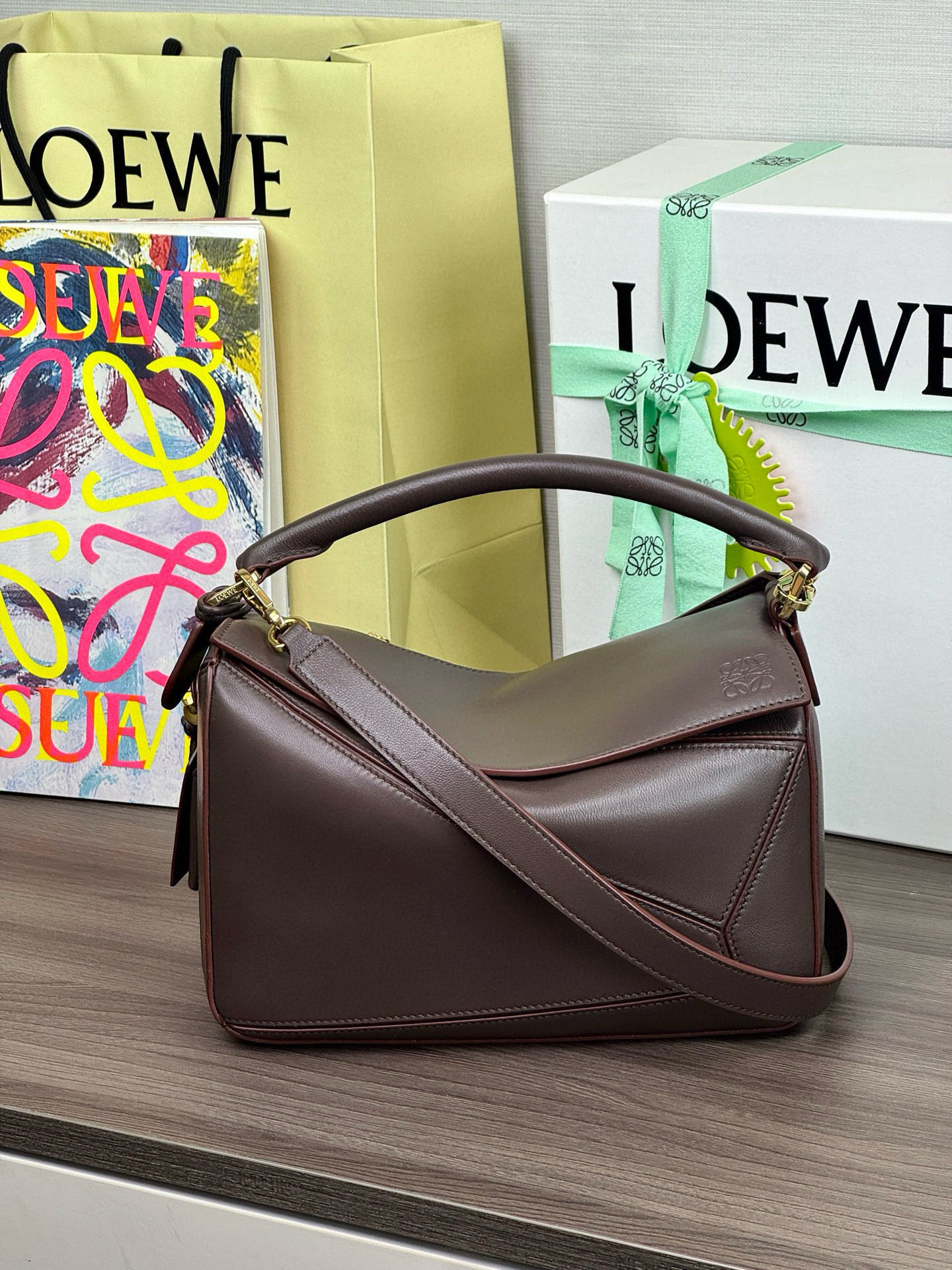 LOEWE Petit sac Puzzle Featherlight en nappa 𝟮𝟰 - qualité supérieure