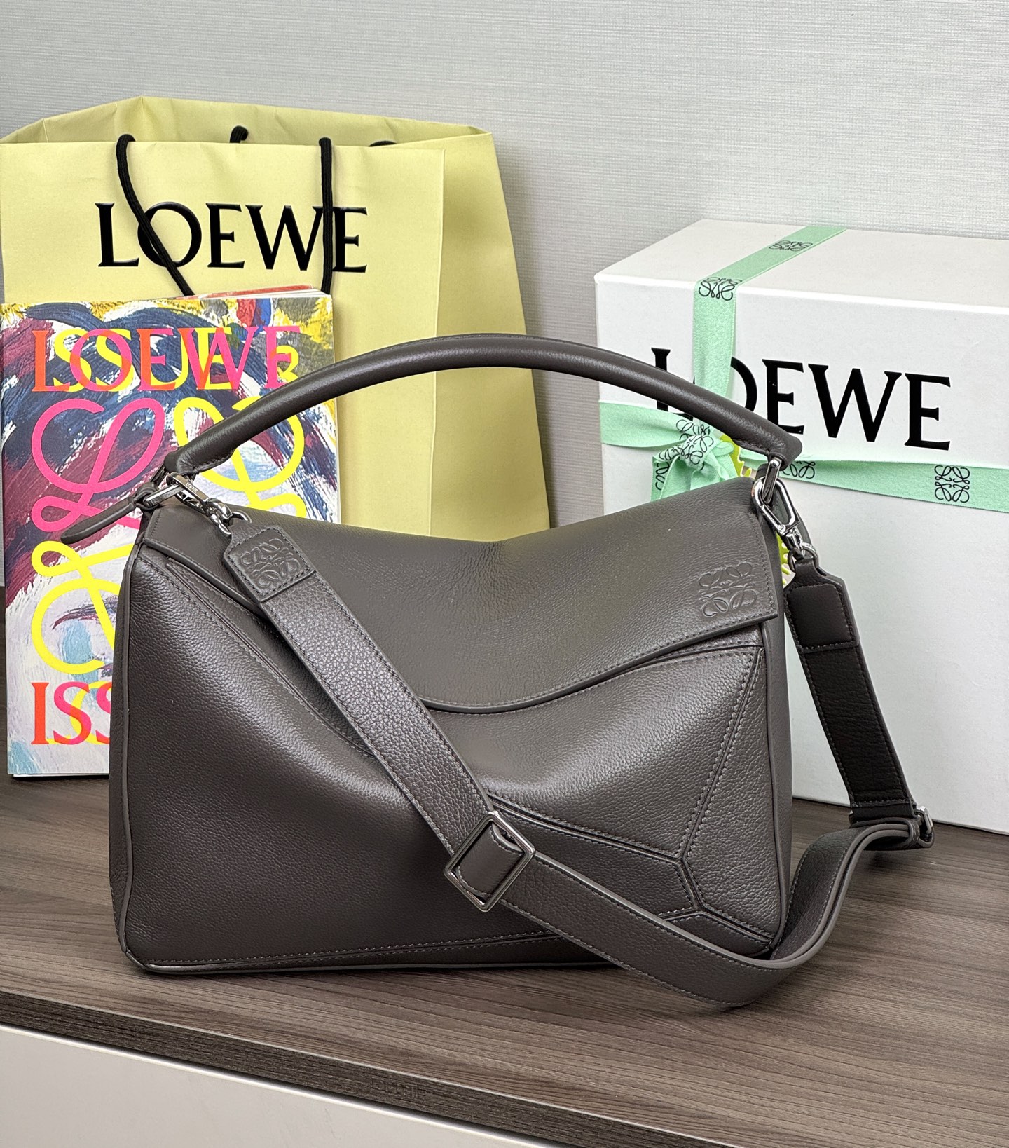 LOEWE Grand Puzzle Edge 𝟑𝟑 - Qualité supérieure