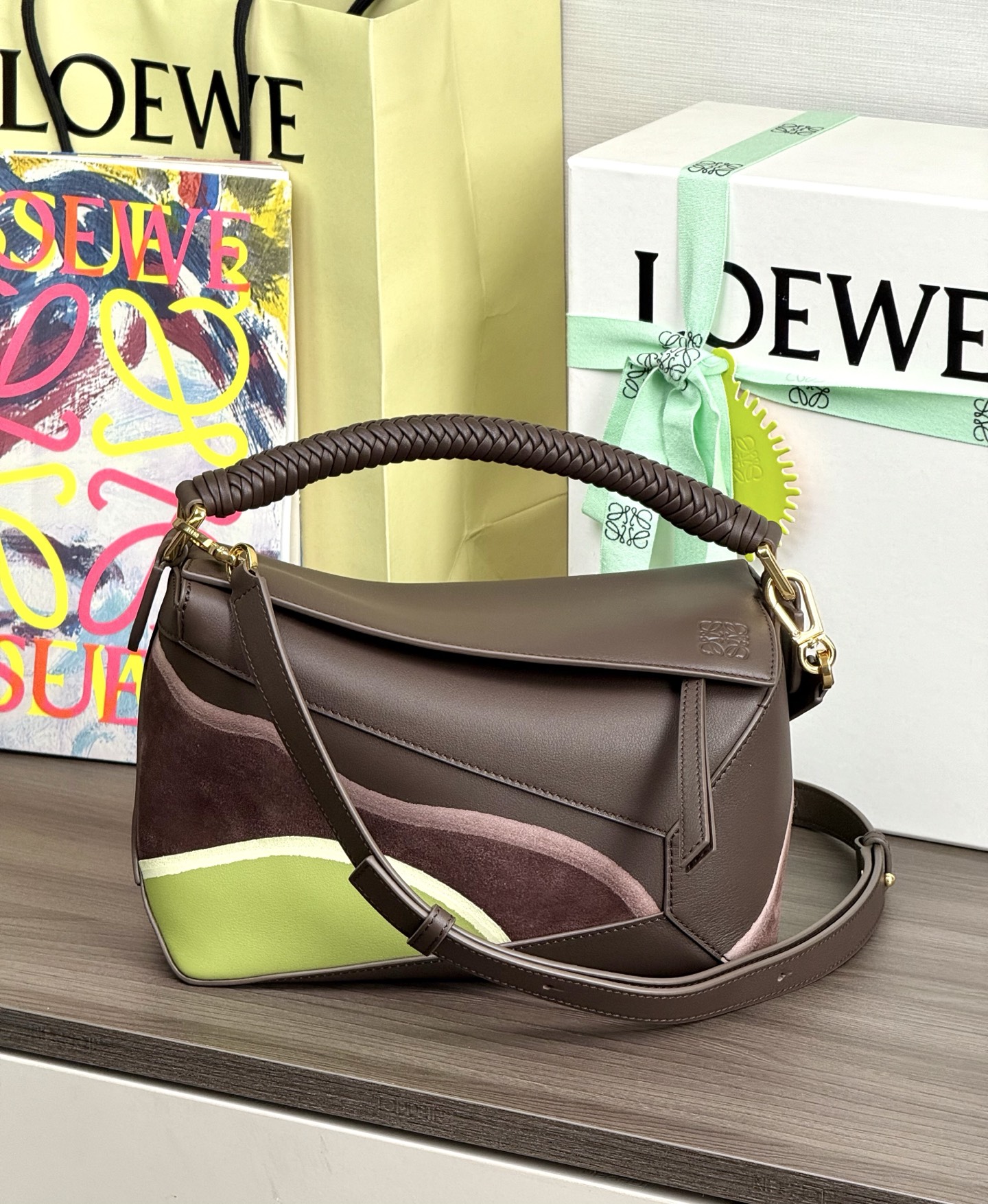 LOEWE 編み込みリストPuzzle 𝟐𝟒-トップ品質
