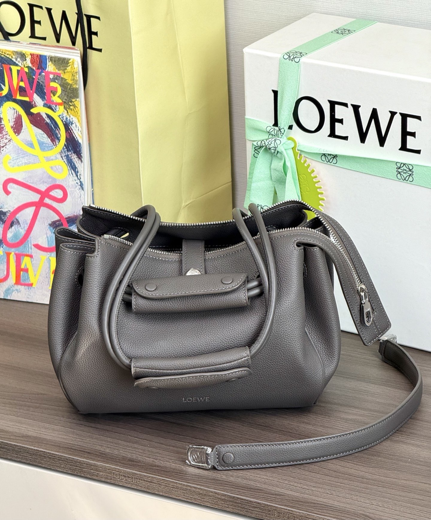 LOEWE Petit Sac Madrid - Qualité Supérieure