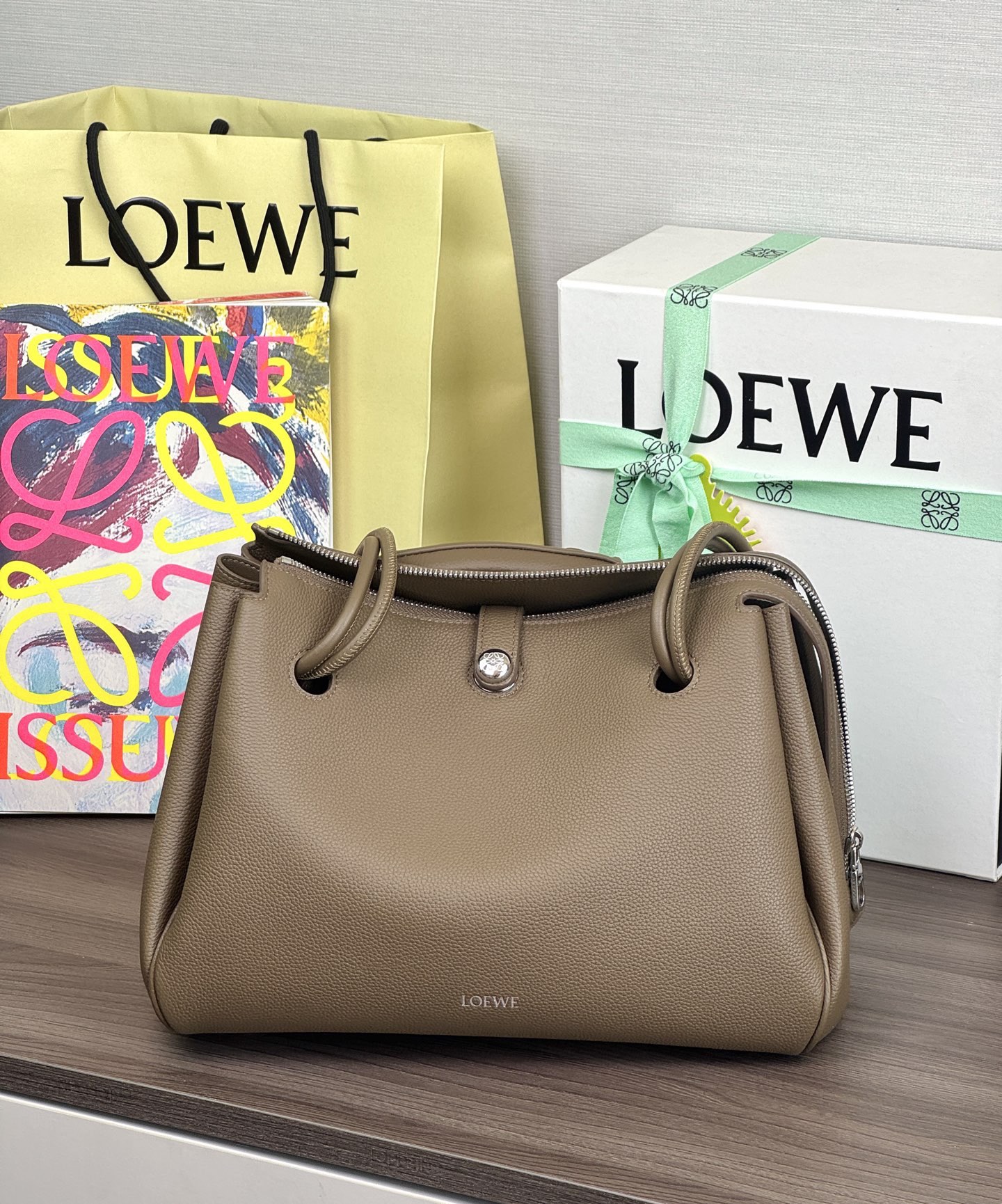 LOEWE Medium Madrid Handbag - Top Quality
