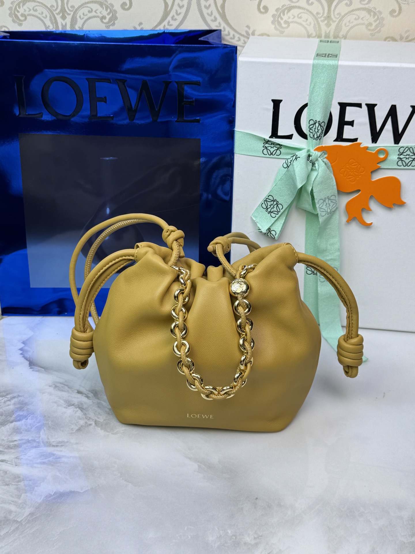LOEWE Flamenco Purse mini chaîne 23.5 - qualité supérieure