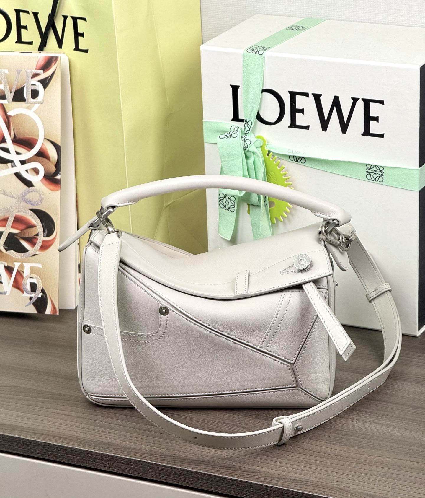 LOEWE Panta Puzzle édition limitée 𝟐𝟒 - qualité supérieure