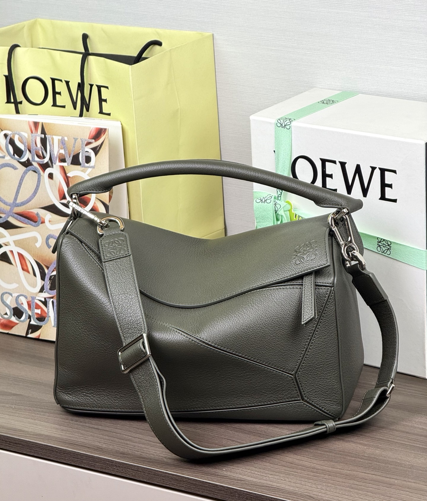 LOEWE Grand Puzzle Edge 𝟑𝟑 - Qualité supérieure