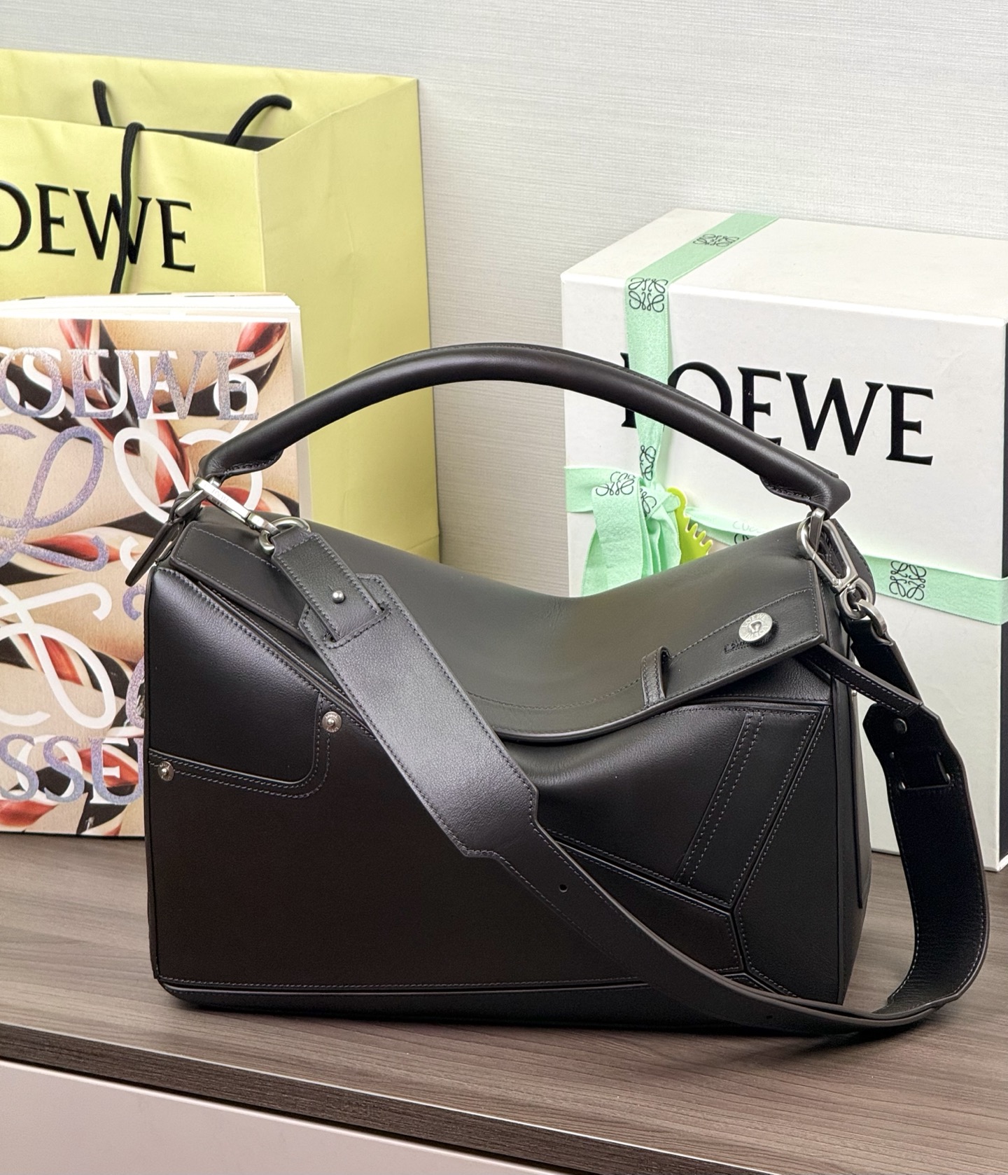 LOEWE Panta Puzzle édition limitée 𝟐𝟒 - qualité supérieure