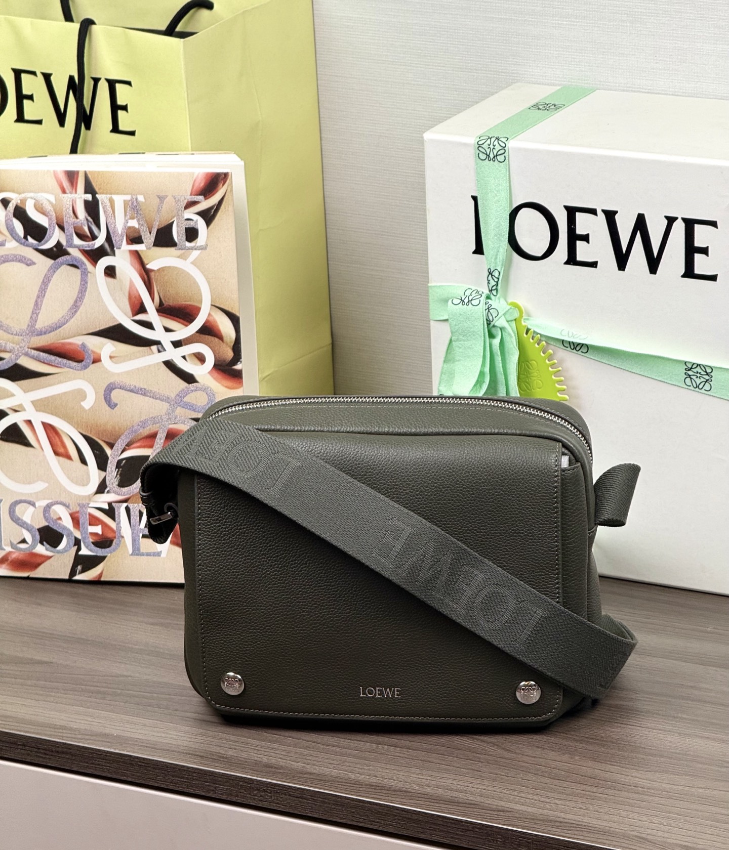 LOEWE Sac bandoulière Pebble taille moyenne - Qualité supérieure