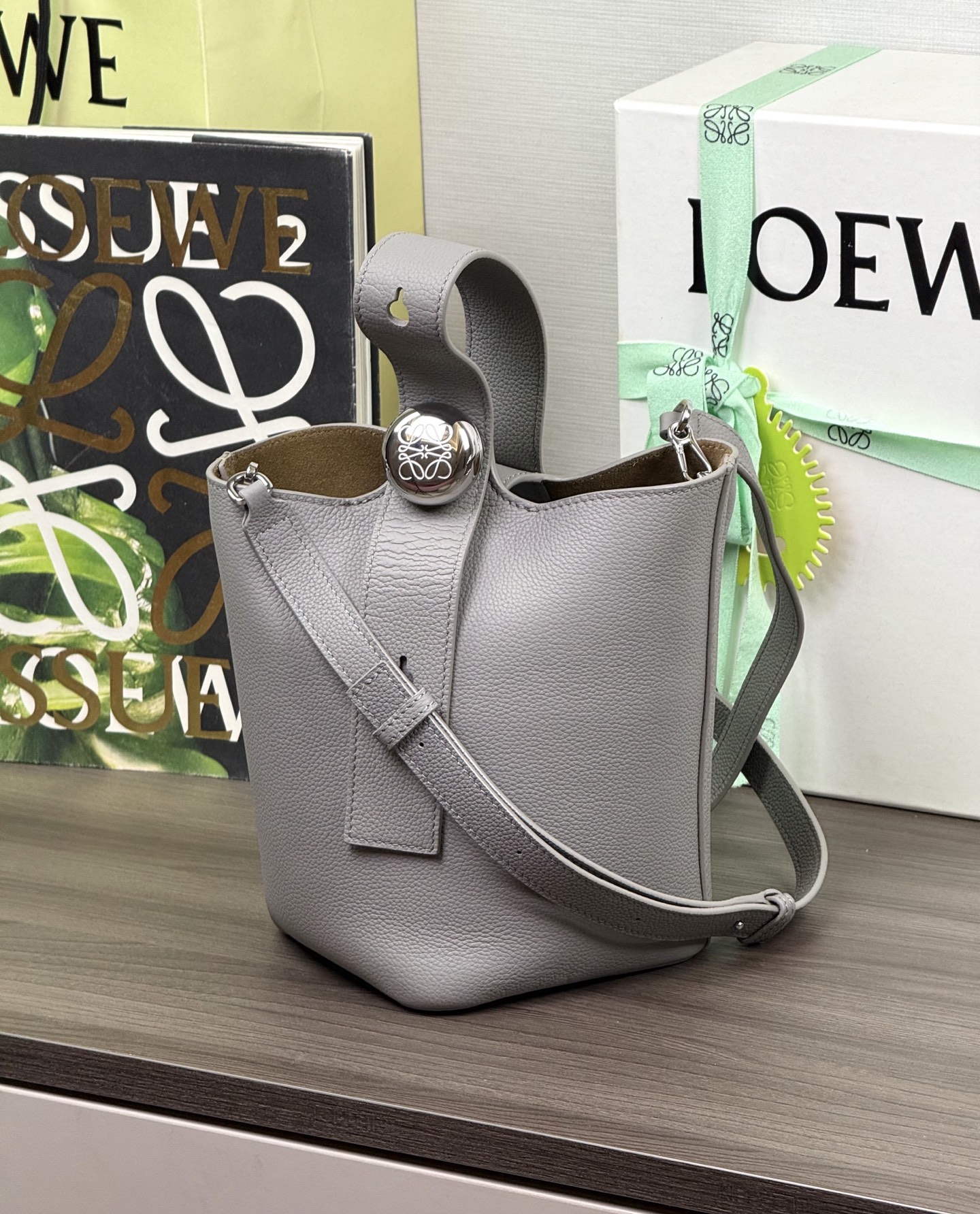 Sac LOEWE Mini Pebble Bucket - Qualité supérieure