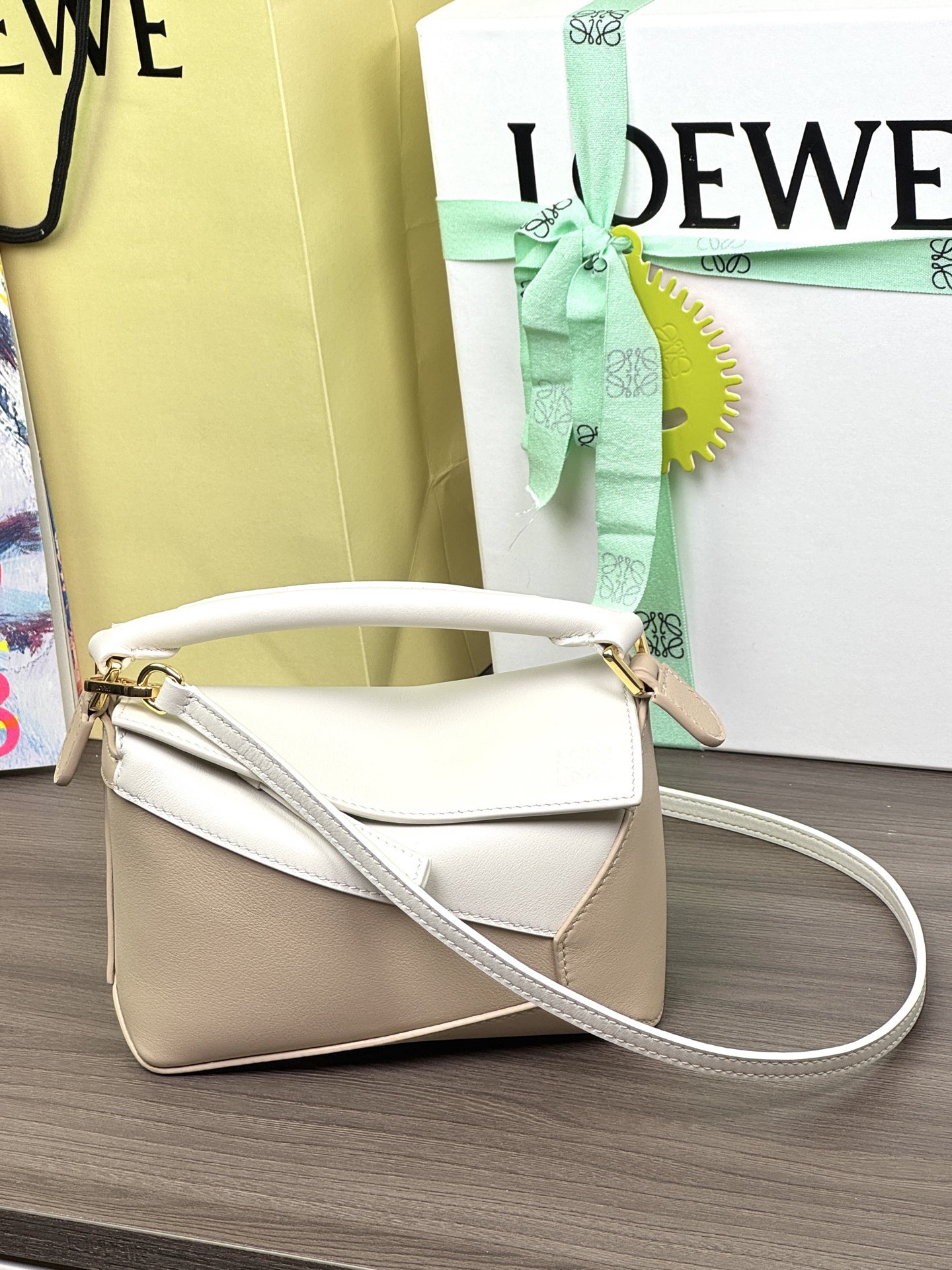 LOEWE 新款Mini Puzzle Edge 𝟏𝟖-頂級品質