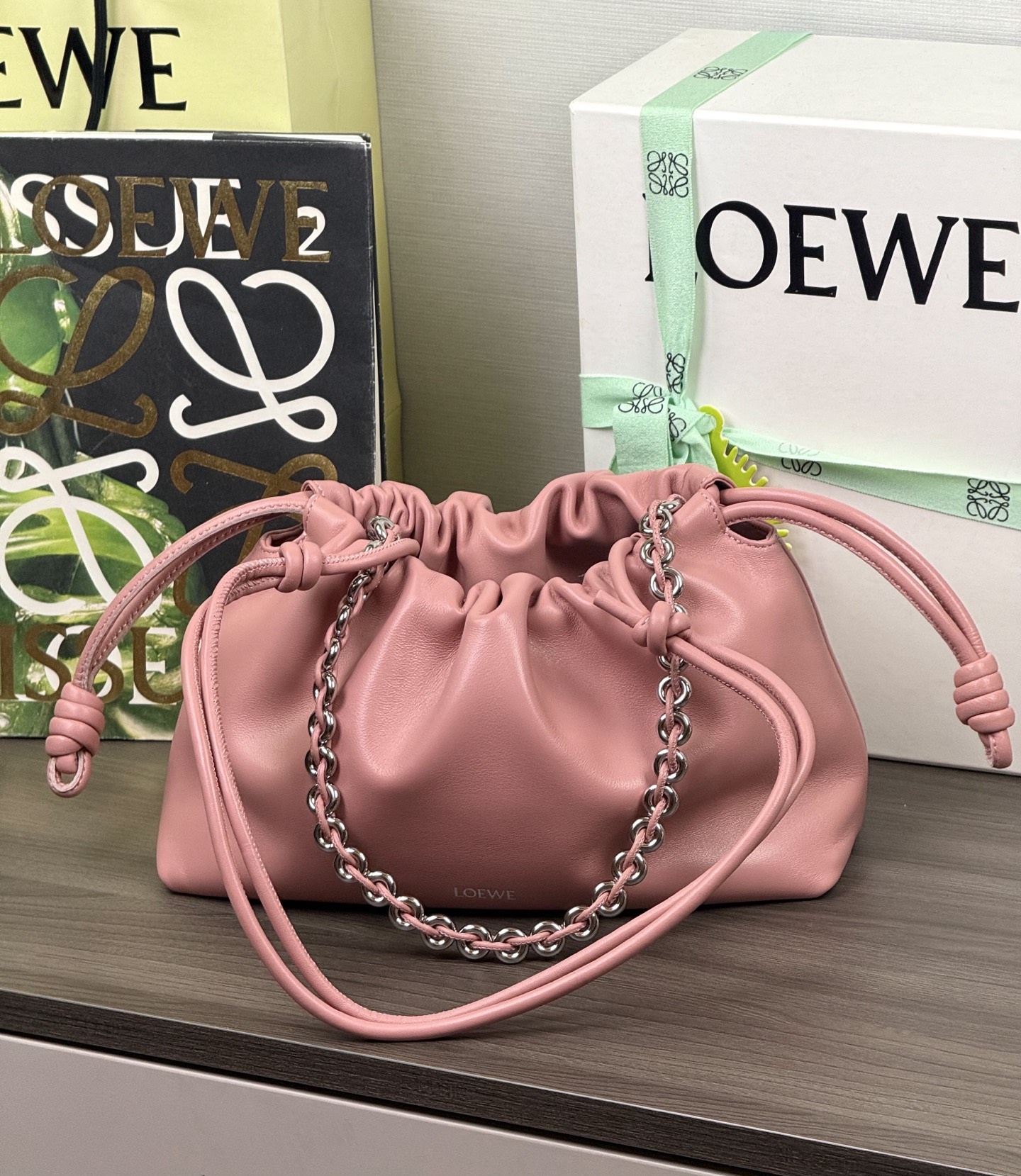 LOEWE Flamenco Purse Moyen sac à chaîne 30 - qualité supérieure