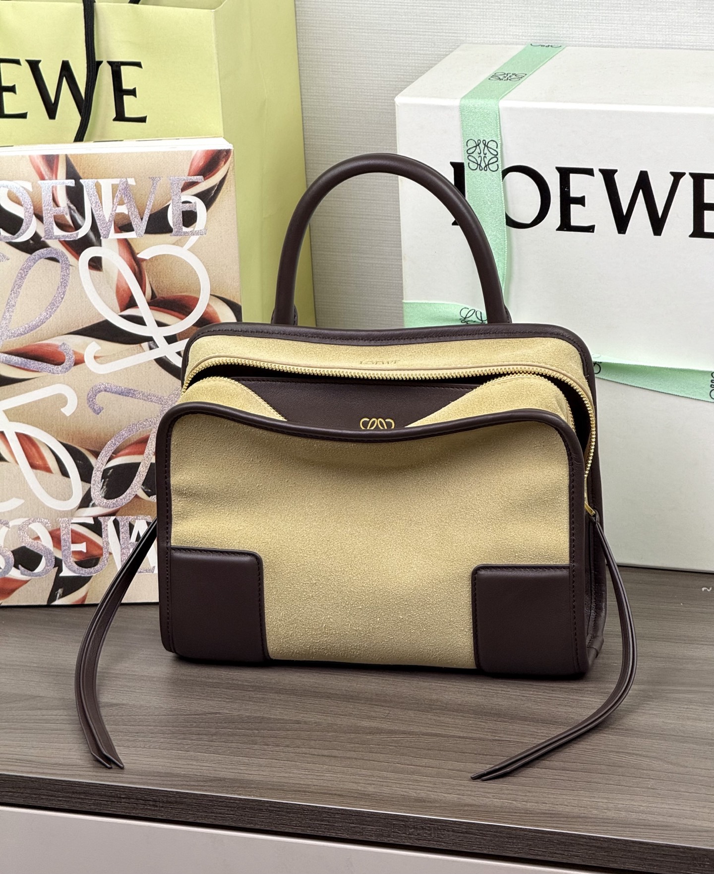 LOEWE Small Amazona 180 Handbag - Top Quality
