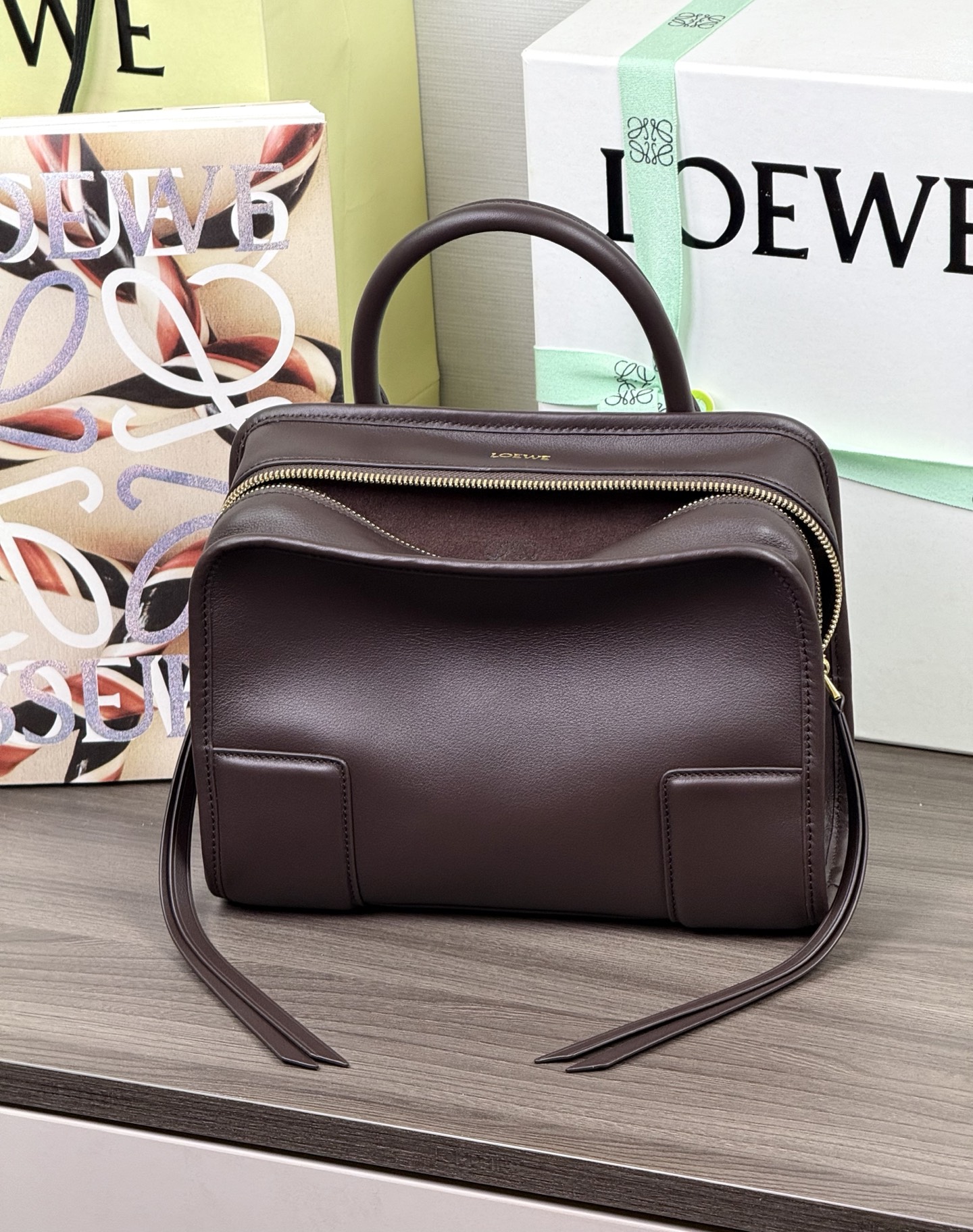 LOEWE Small Amazona 180 Handbag - Top Quality